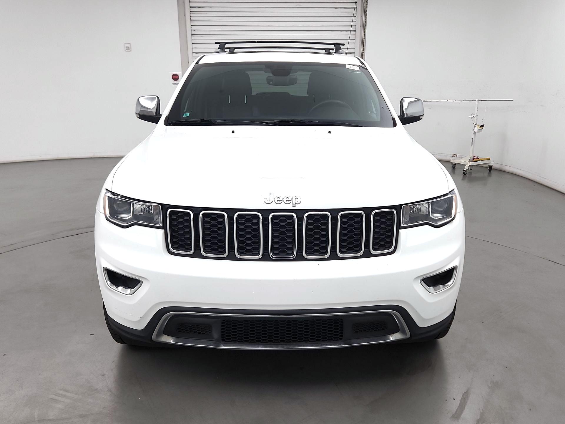 Thumbnail: 2017 Jeep Grand Cherokee - 2