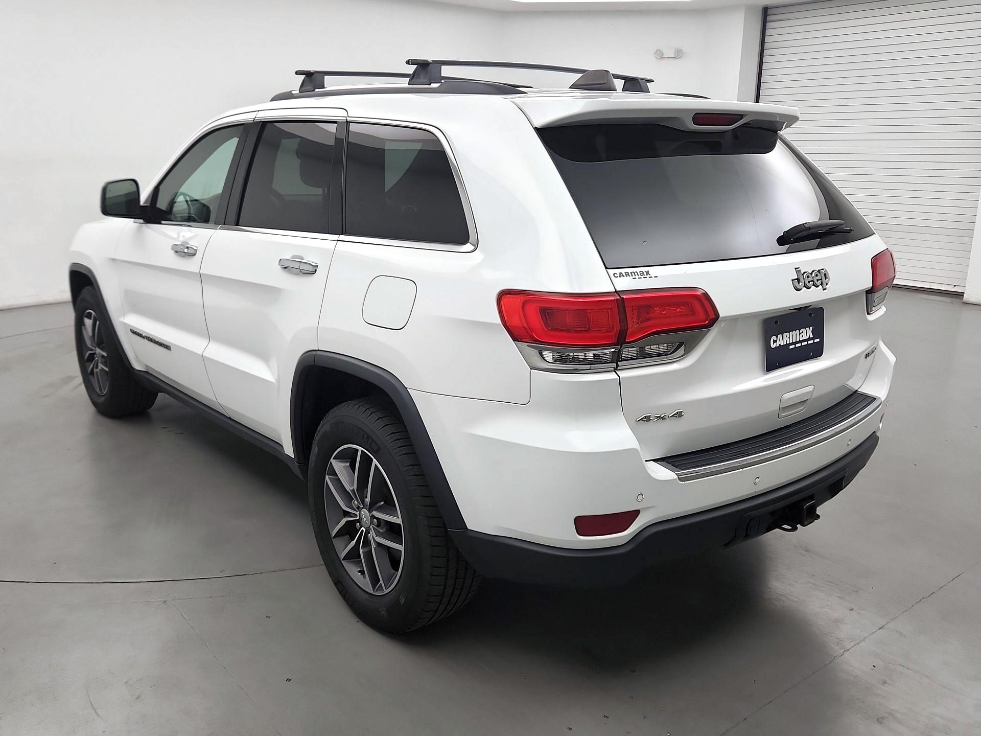 Thumbnail: 2017 Jeep Grand Cherokee - 7