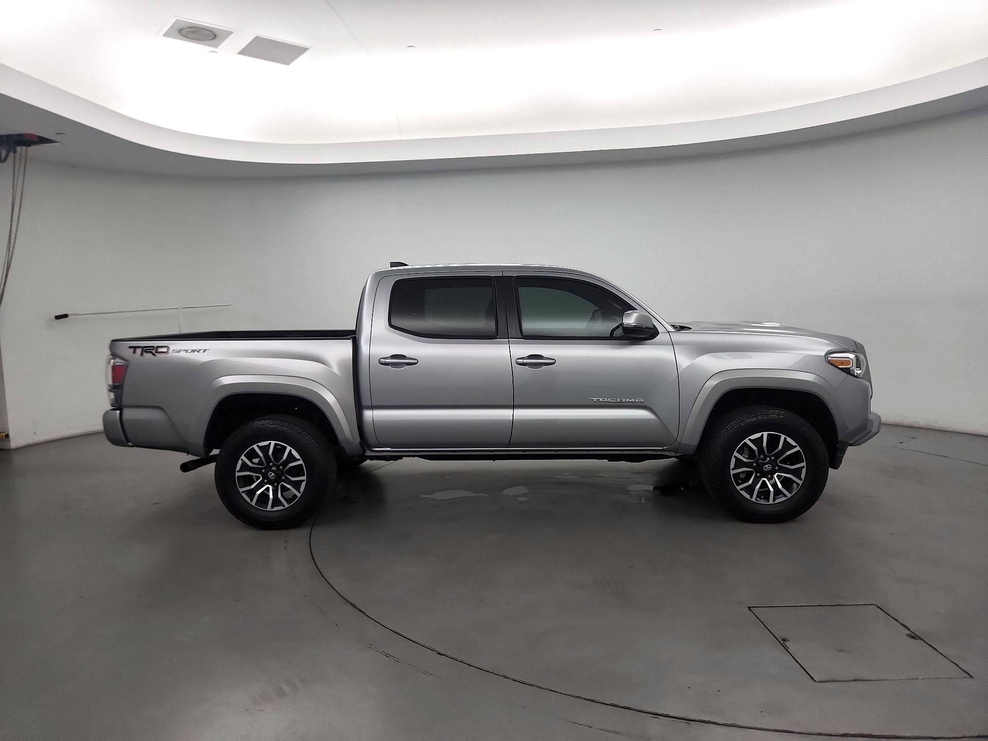 Thumbnail: 2021 Toyota Tacoma - 4
