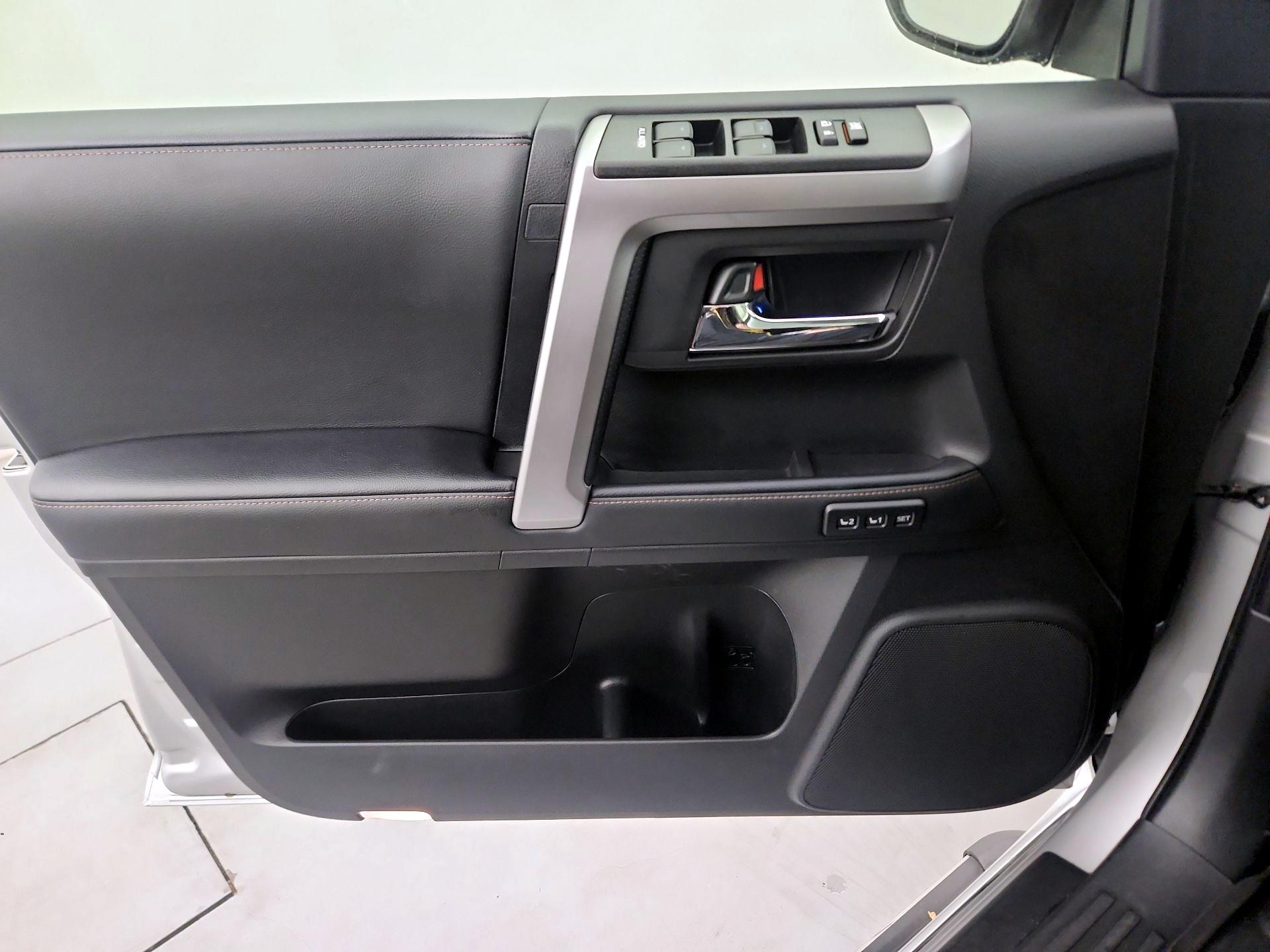 Thumbnail: 2024 Toyota 4Runner - 12