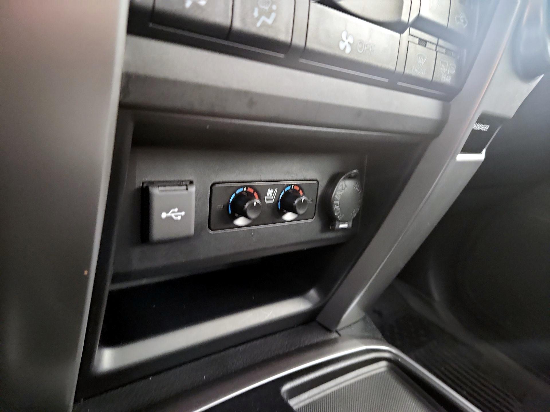 Thumbnail: 2023 Toyota 4Runner - 17