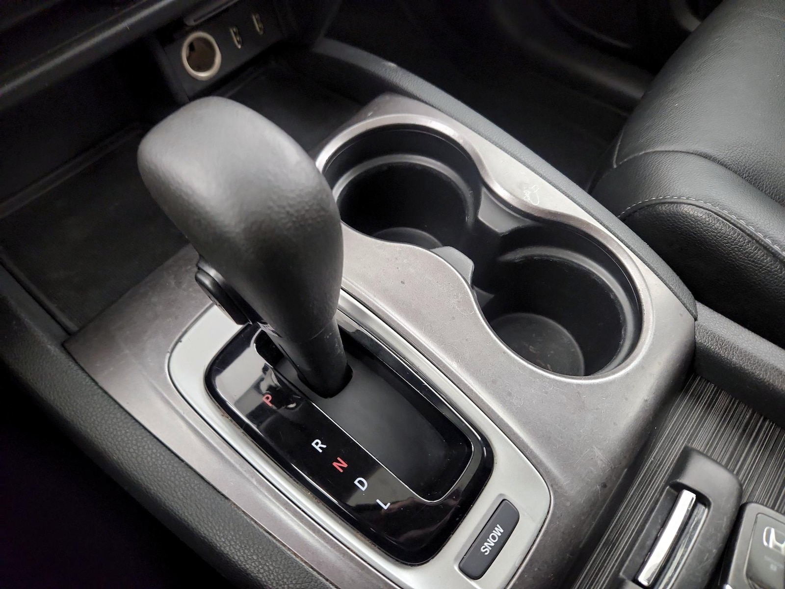 2016 Honda Pilot EX-L - Photo 16