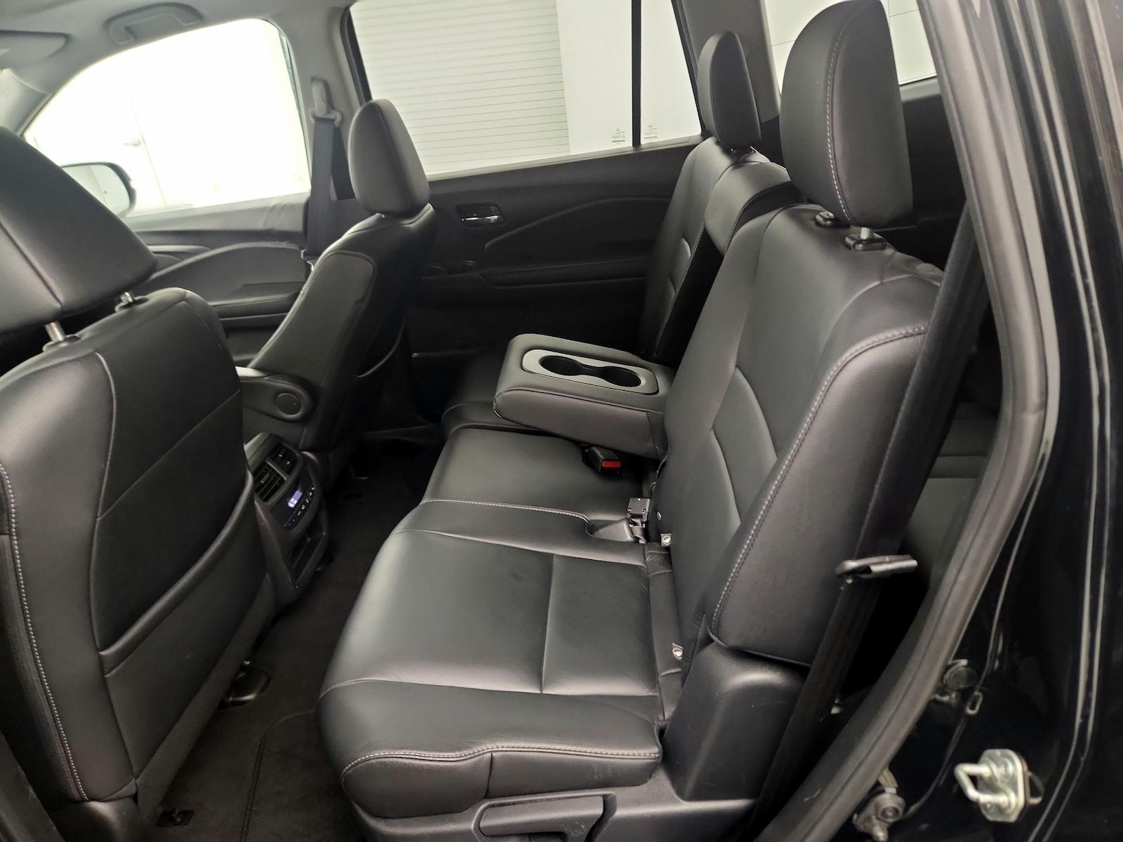 2016 Honda Pilot EX-L - Photo 19