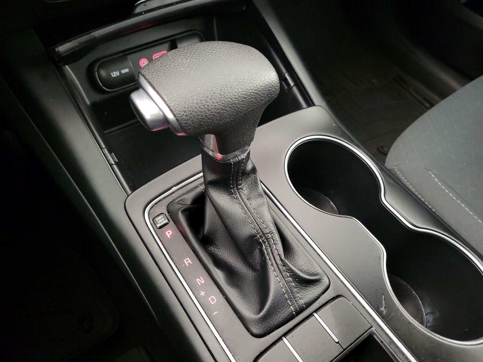 Thumbnail: 2019 Kia Sorento - 14