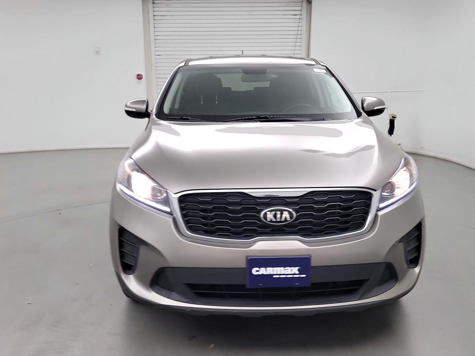 Thumbnail: 2019 Kia Sorento - 2
