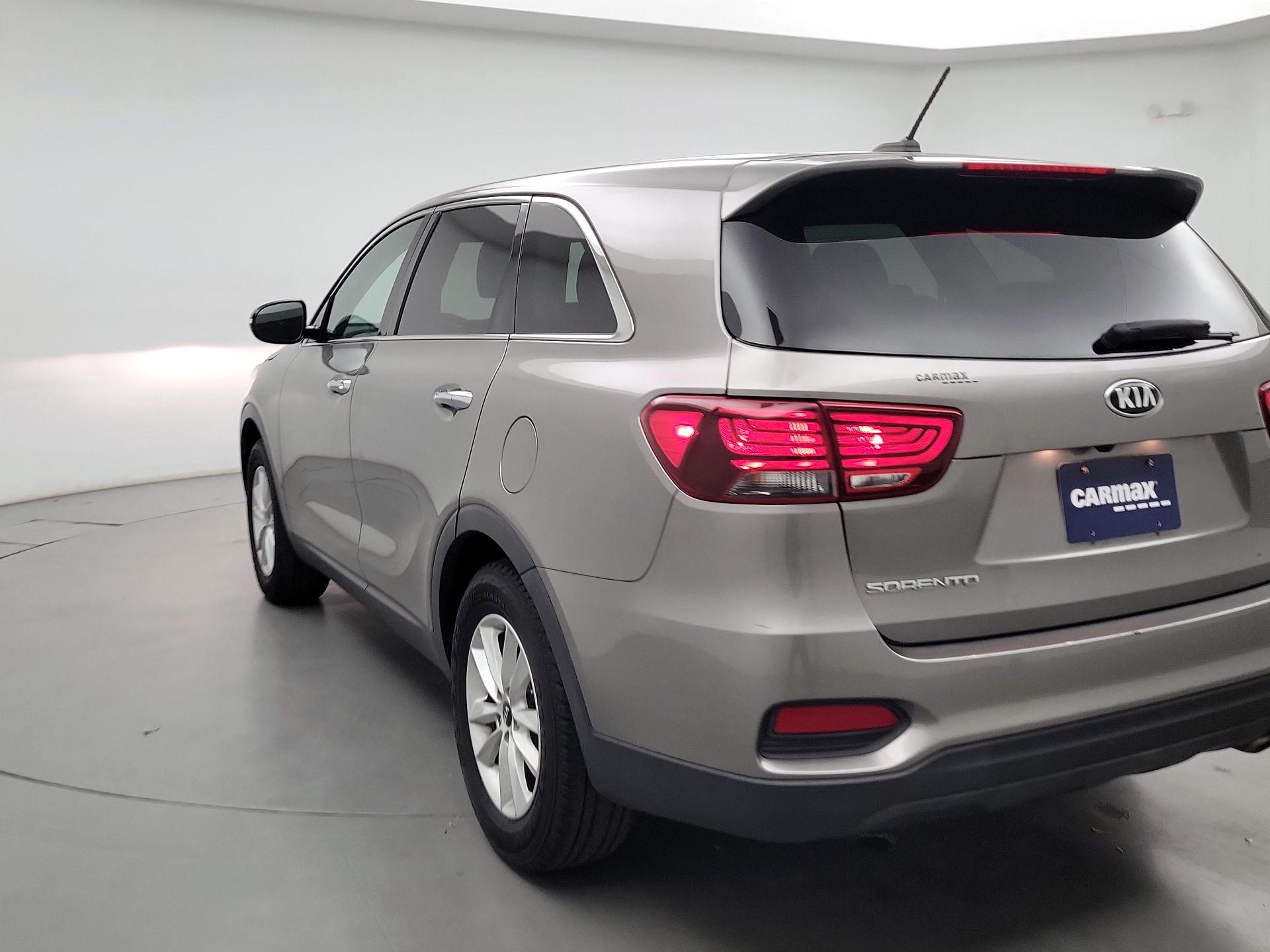 Thumbnail: 2019 Kia Sorento - 7