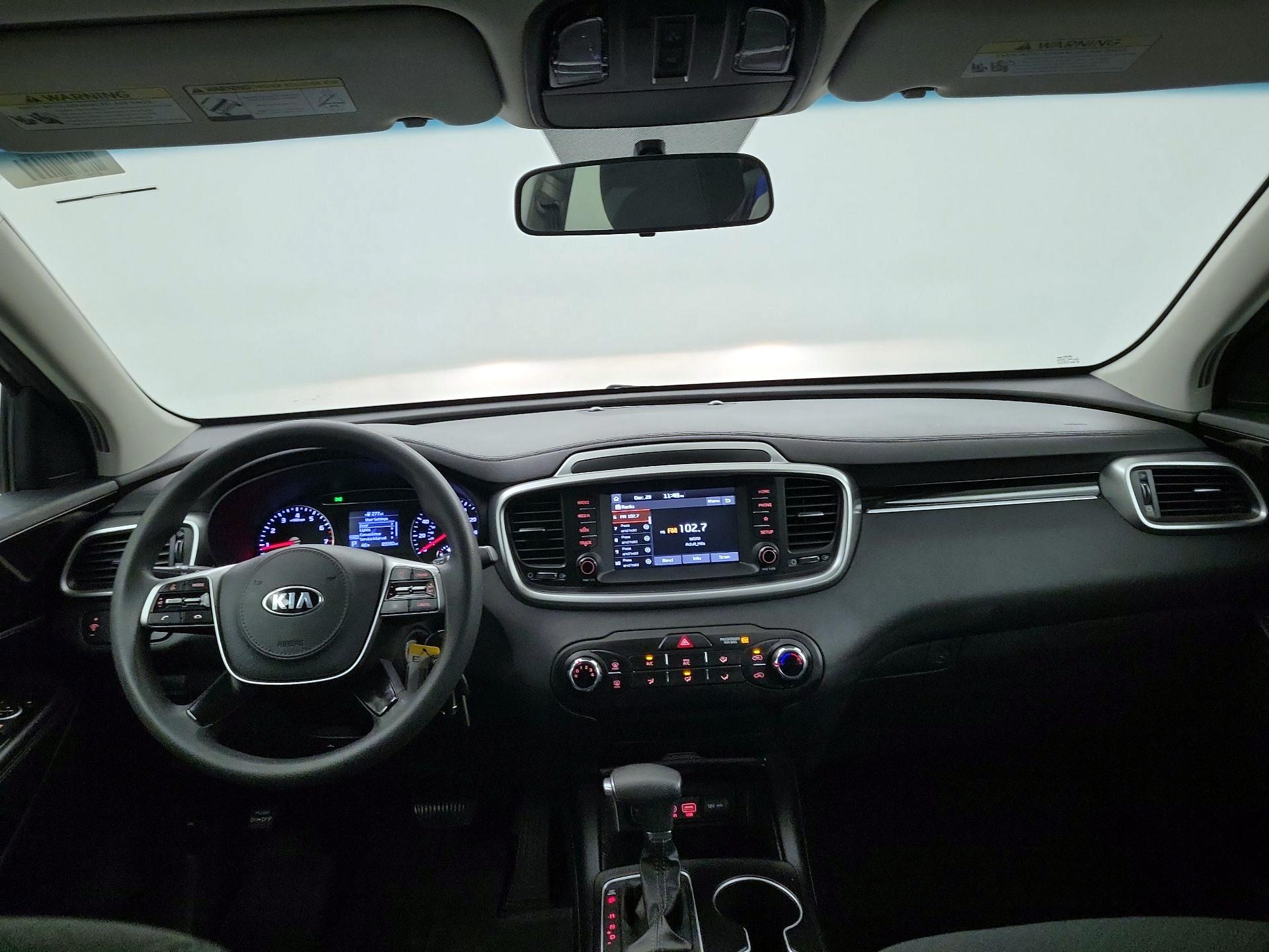 Thumbnail: 2019 Kia Sorento - 8