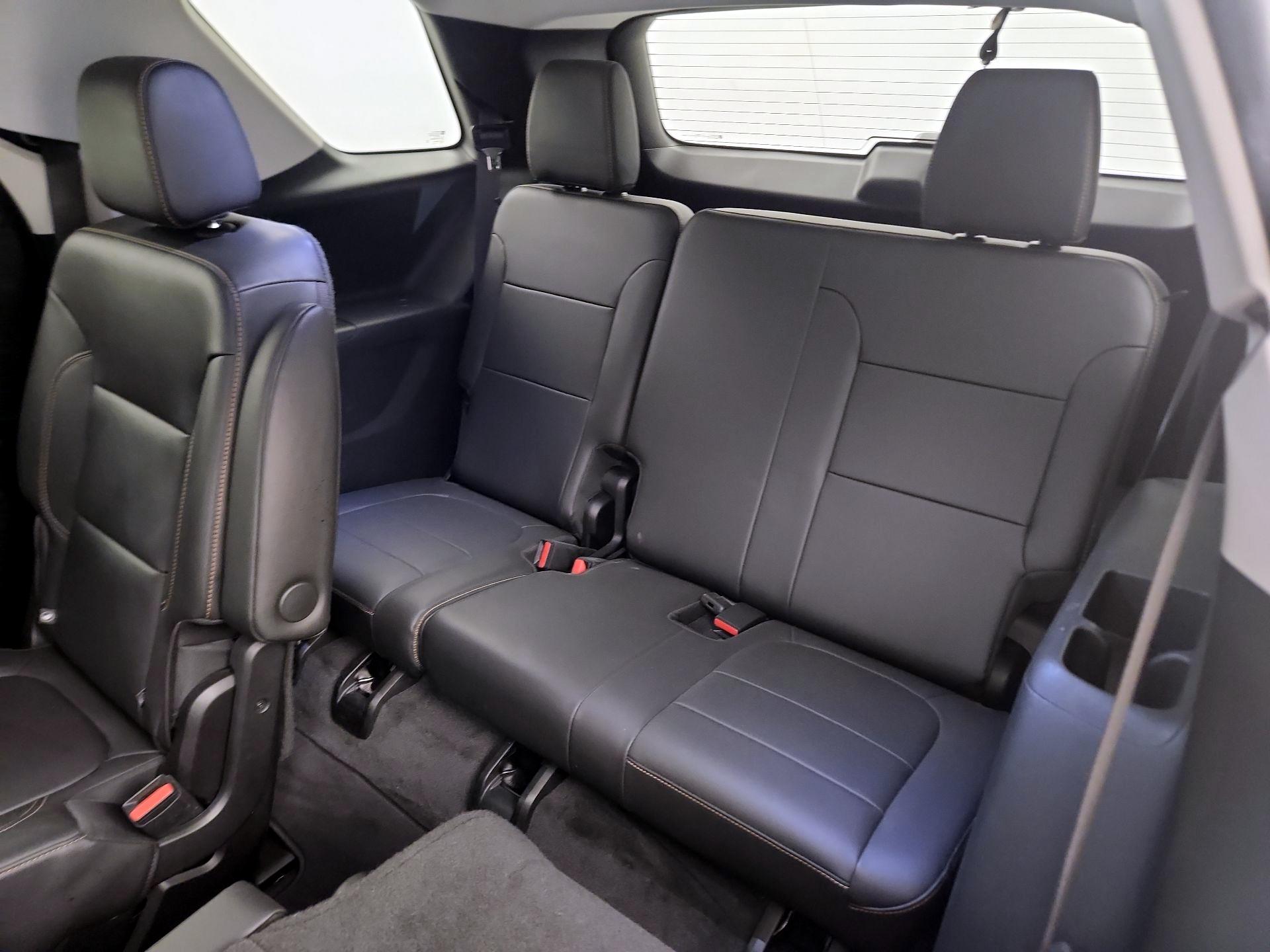 Thumbnail: 2020 Chevrolet Traverse - 19