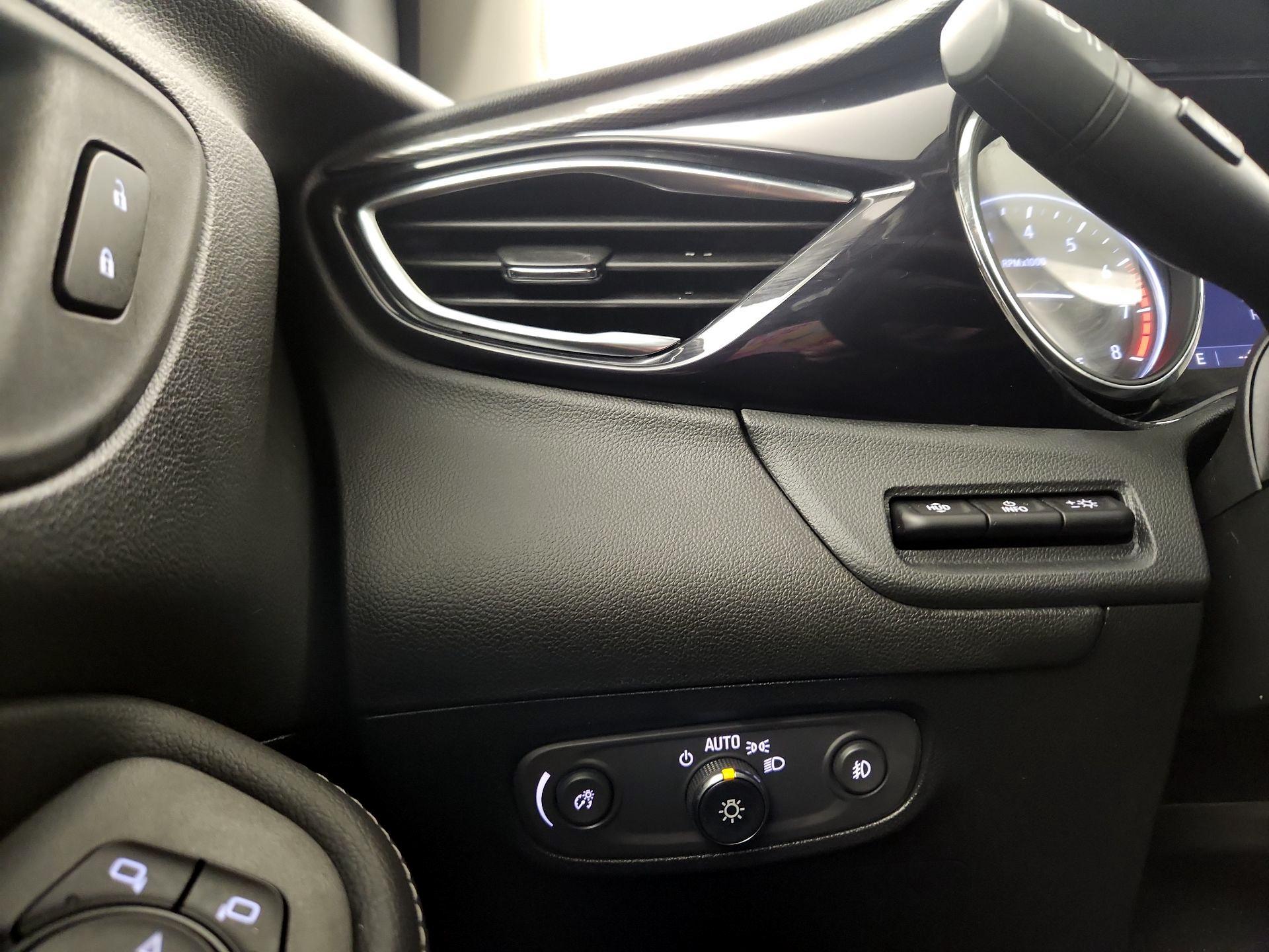 Thumbnail: 2022 Buick Encore GX - 11