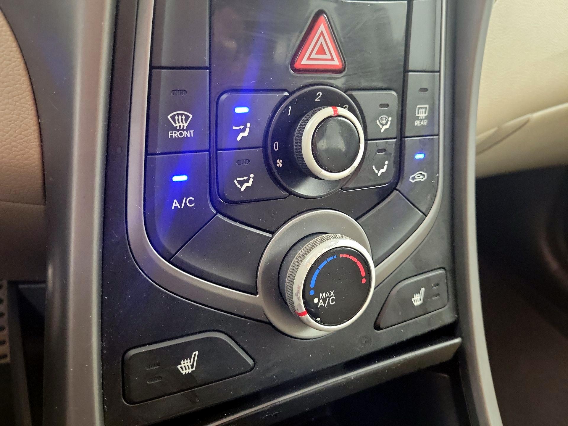 Thumbnail: 2015 Hyundai Elantra - 15