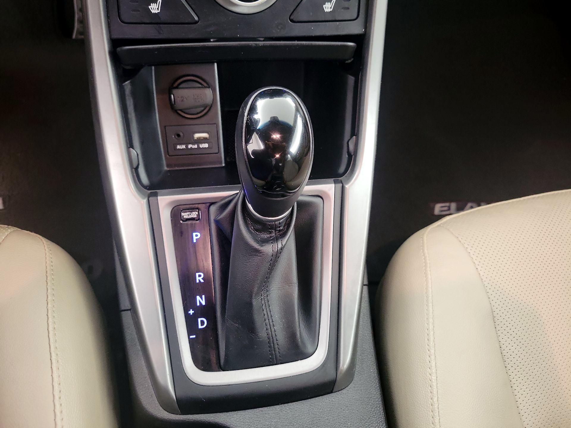 Thumbnail: 2015 Hyundai Elantra - 16