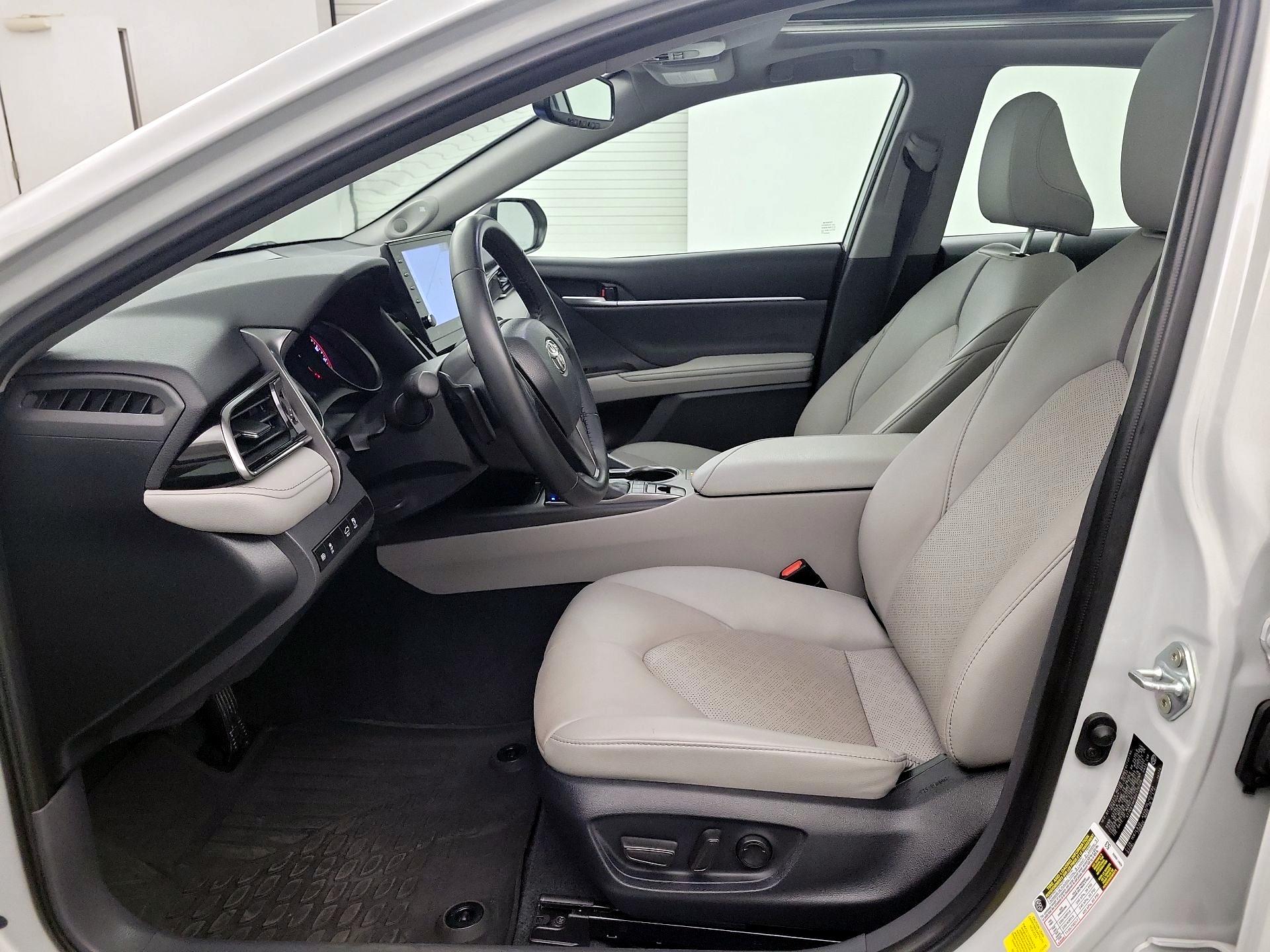 Thumbnail: 2023 Toyota Camry - 9