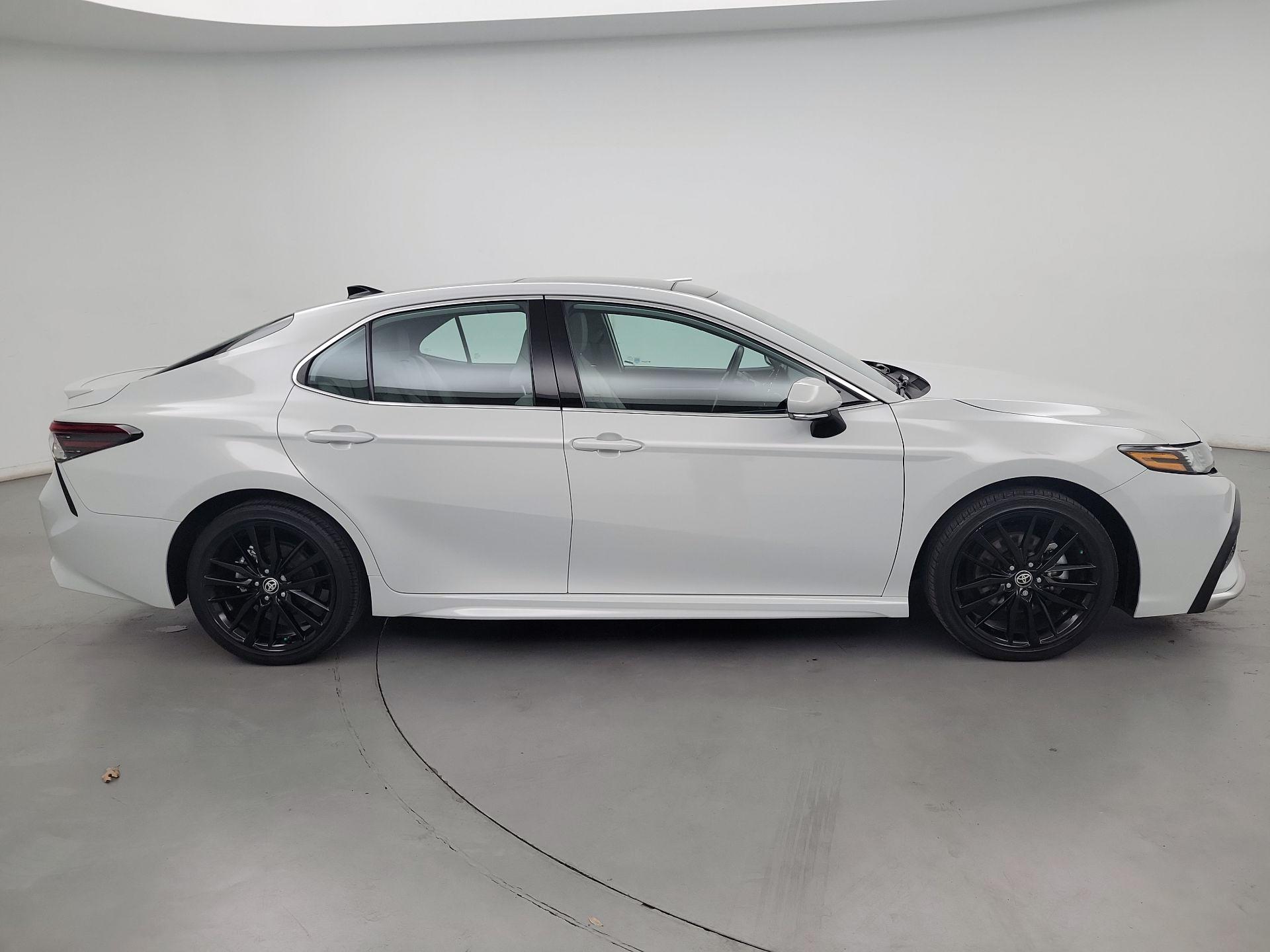 Thumbnail: 2023 Toyota Camry - 4