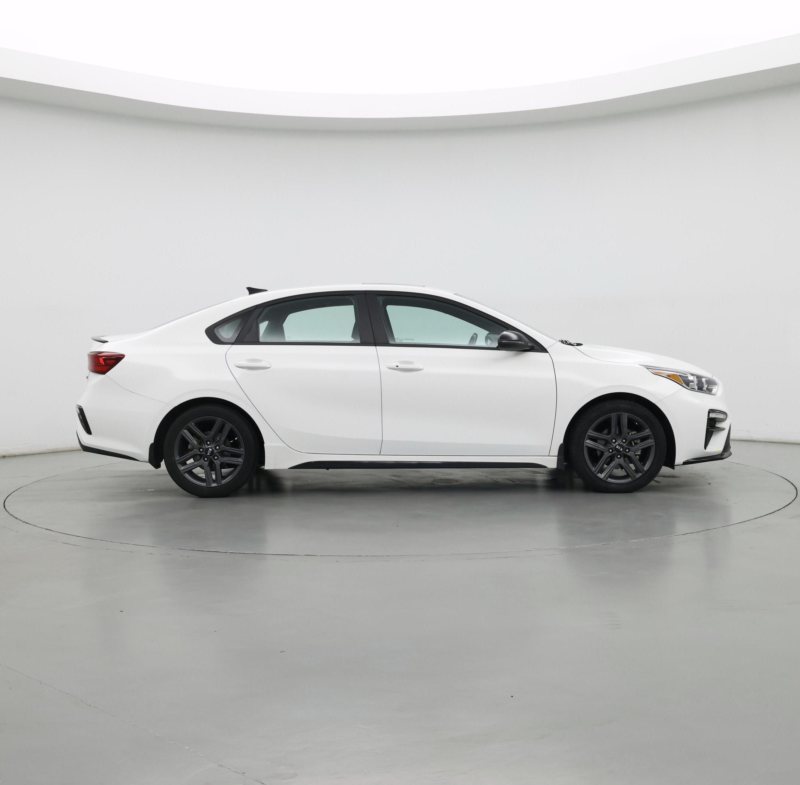 Thumbnail: 2021 Kia Forte - 7