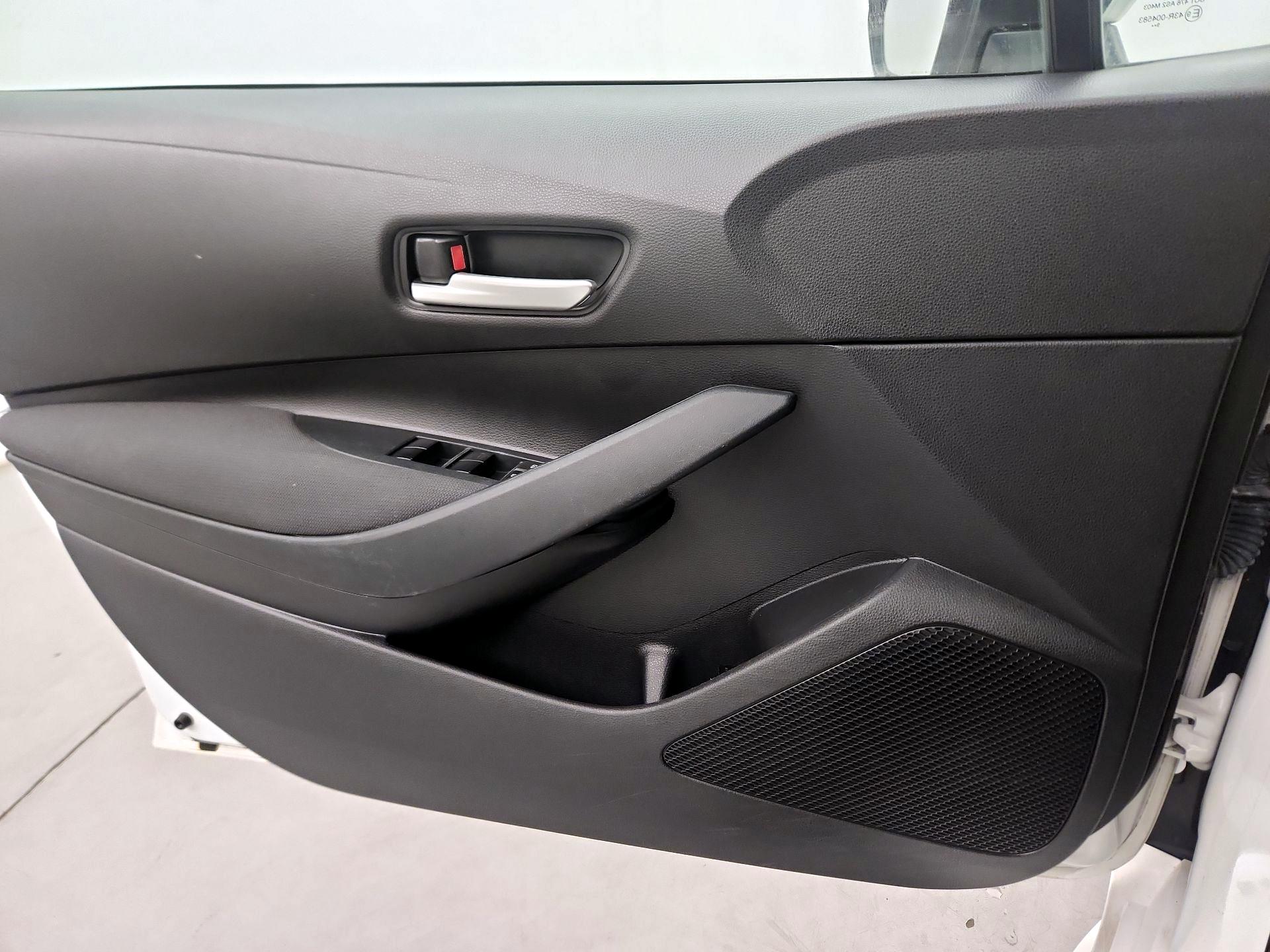 Thumbnail: 2020 Toyota Corolla - 10