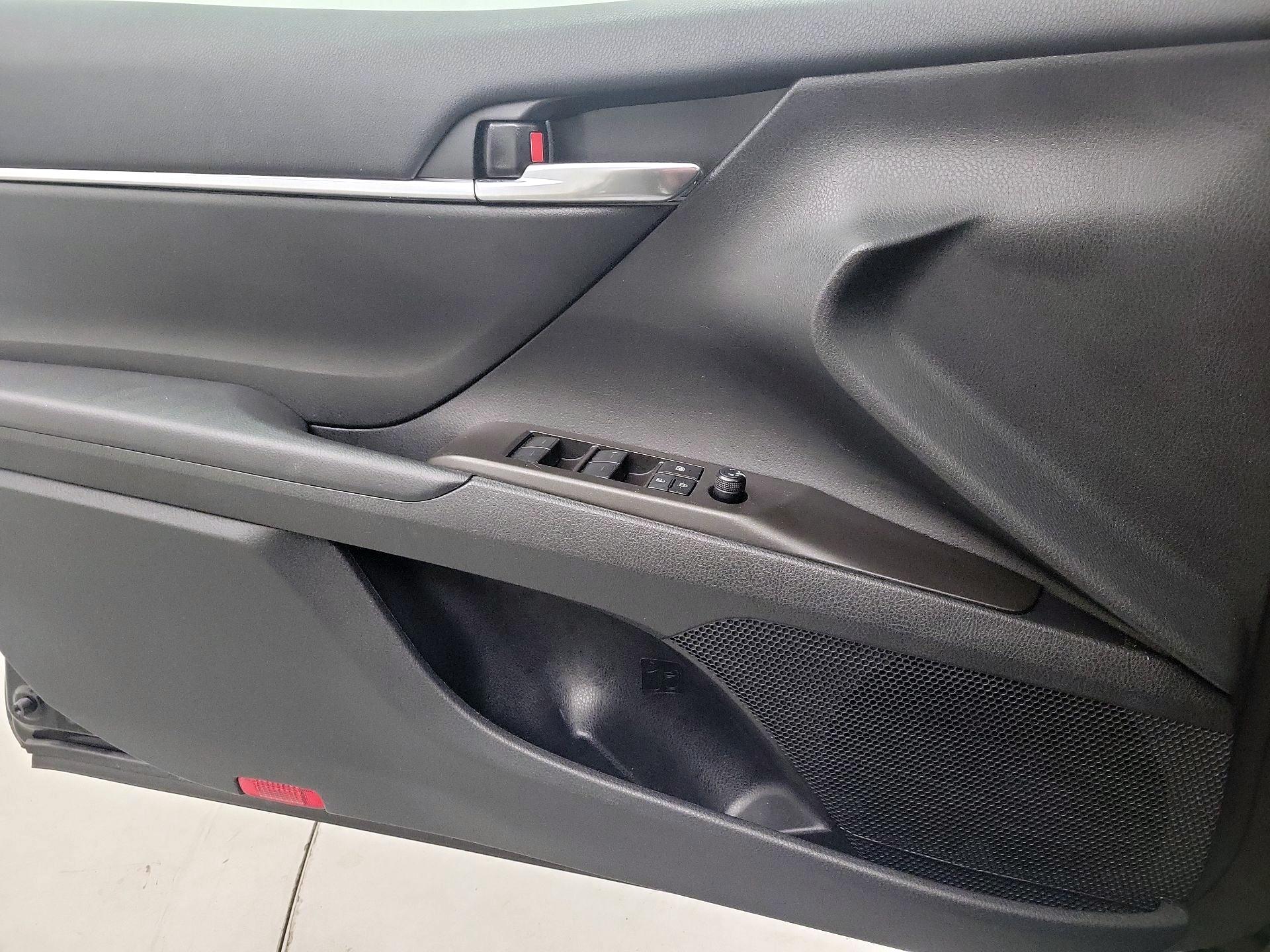 Thumbnail: 2024 Toyota Camry - 10