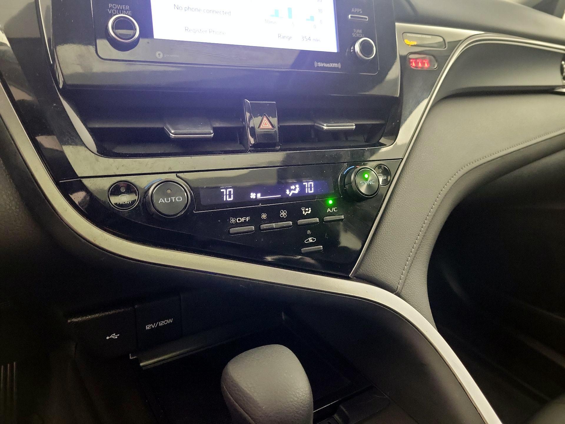 Thumbnail: 2024 Toyota Camry - 14