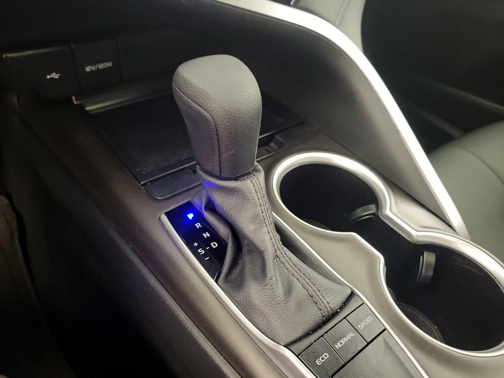 Thumbnail: 2024 Toyota Camry - 15