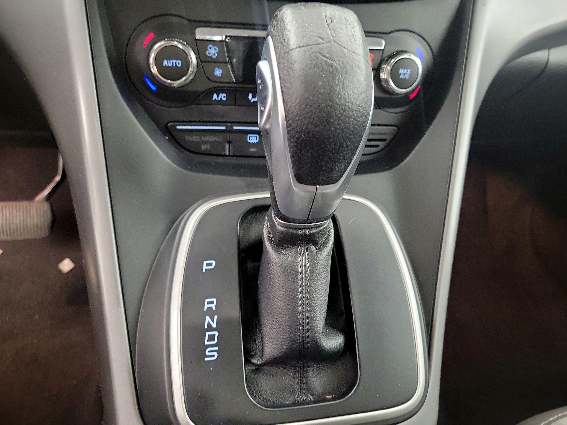 Thumbnail: 2014 Ford Escape - 15