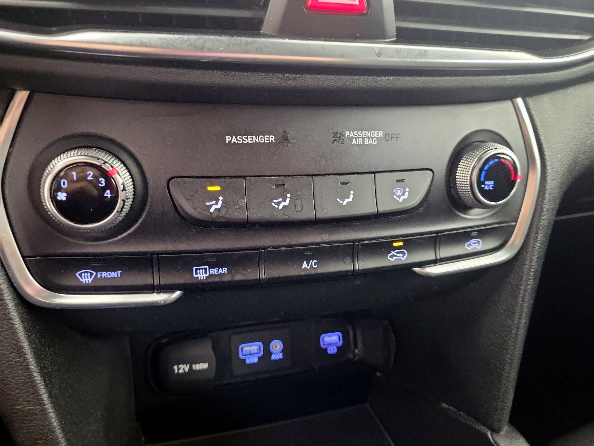 Thumbnail: 2019 Hyundai Santa Fe - 14