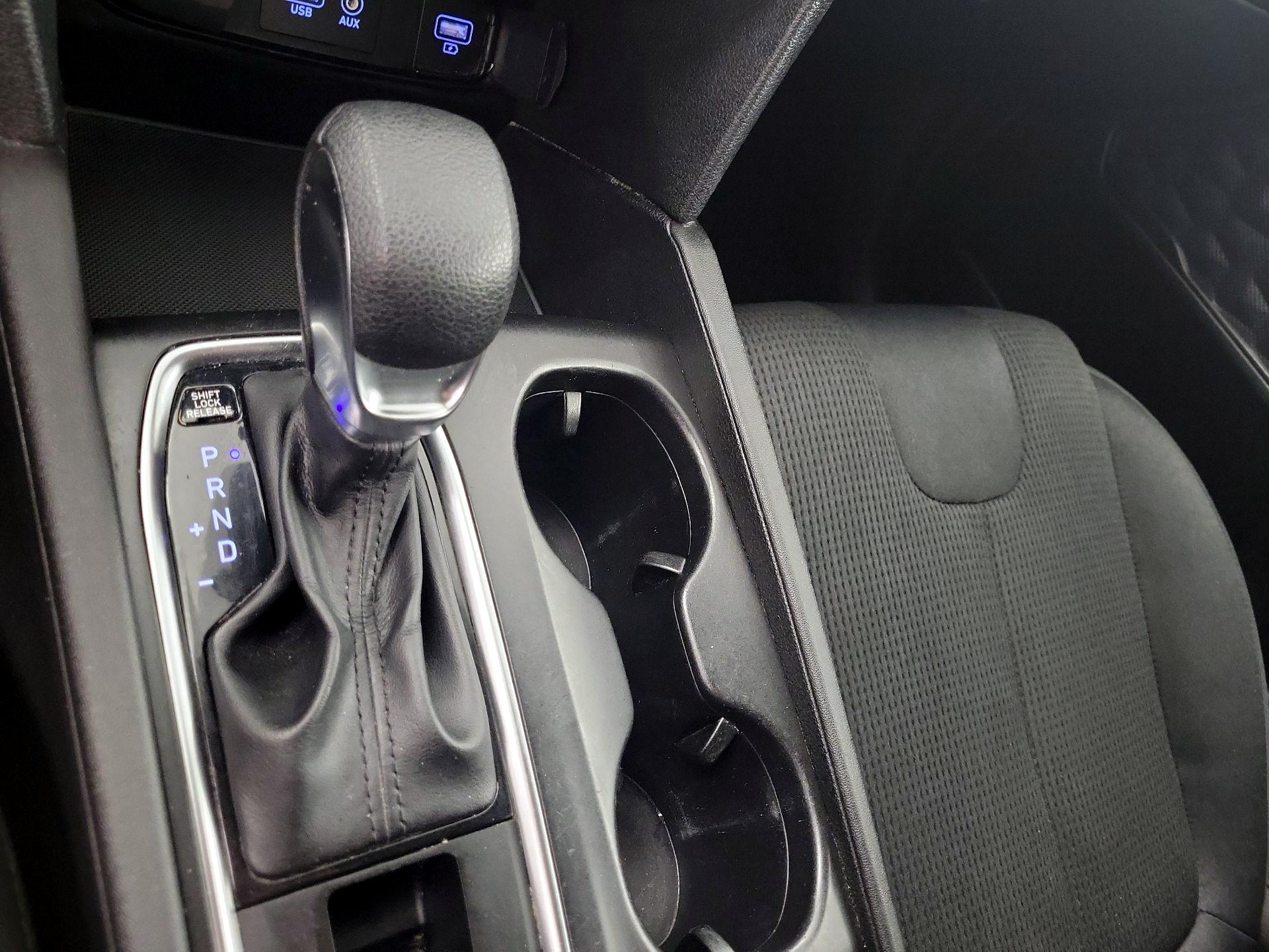 Thumbnail: 2019 Hyundai Santa Fe - 15