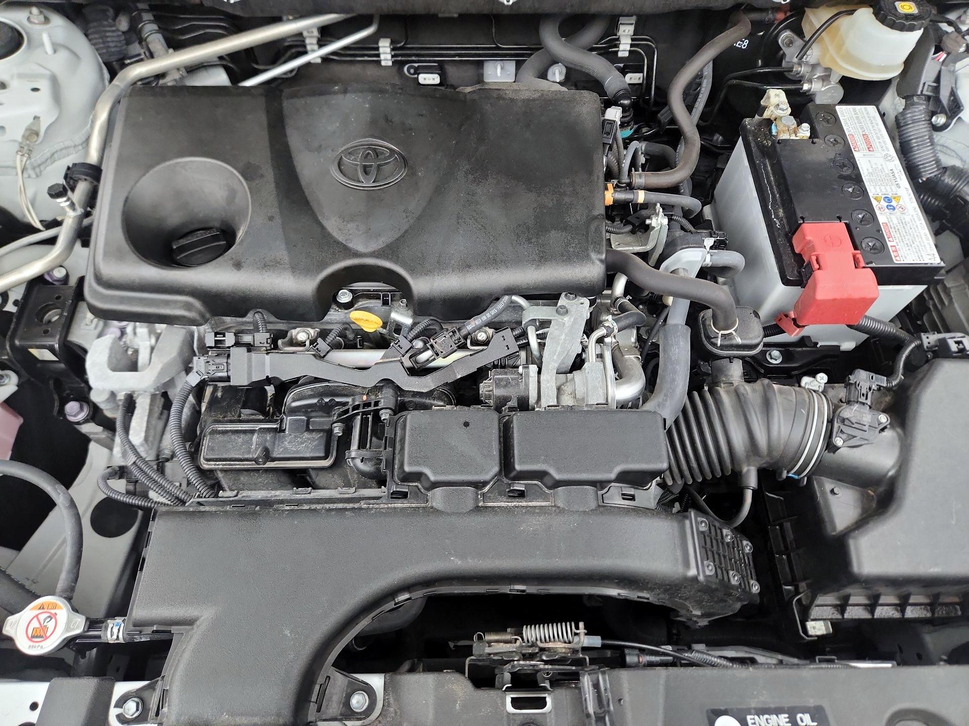 Thumbnail: 2019 Toyota RAV4 - 18