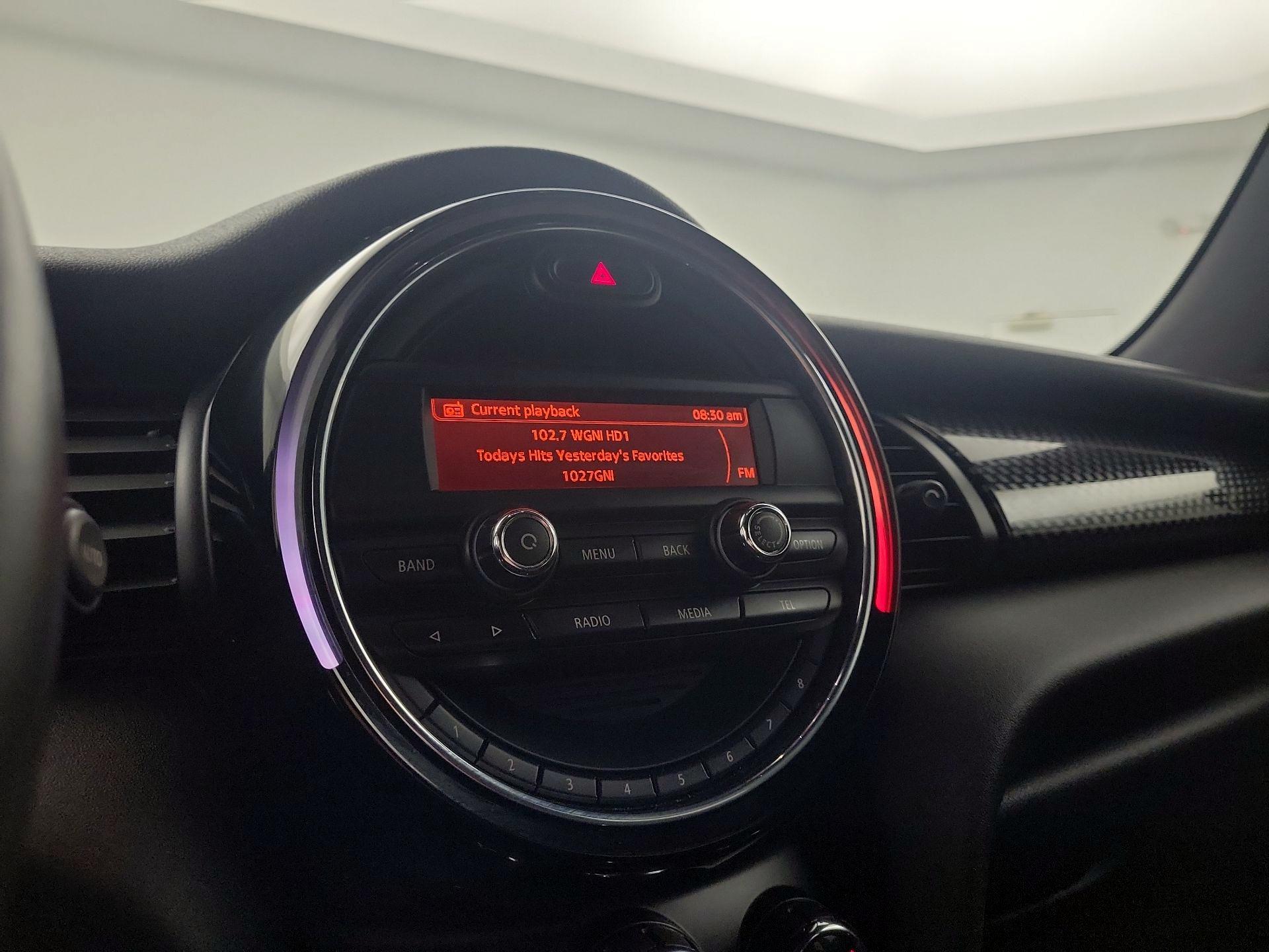 Thumbnail: 2015 MINI Cooper Hardtop - 12