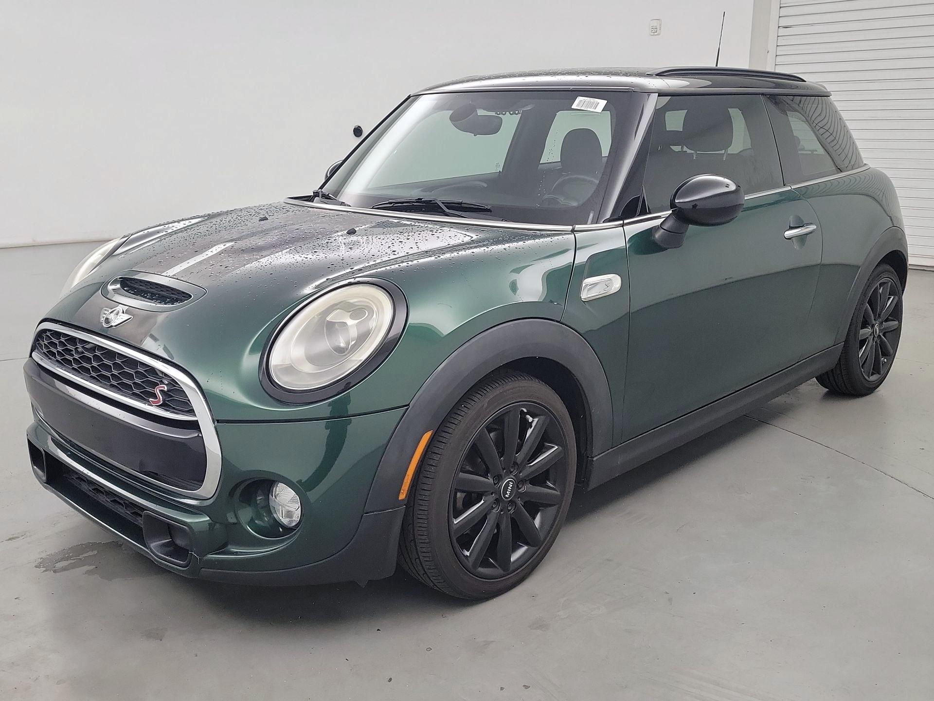 Thumbnail: 2015 MINI Cooper Hardtop - 3