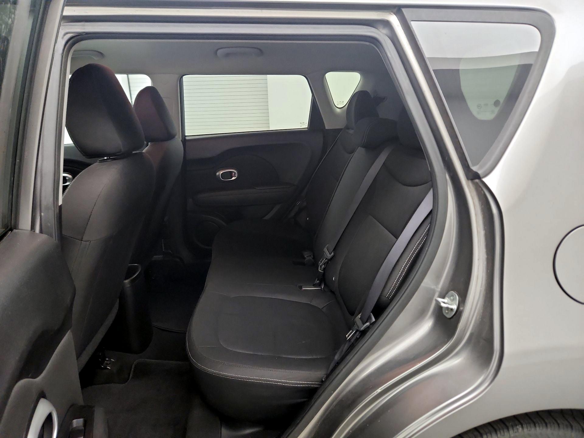 Thumbnail: 2015 Kia Soul - 16