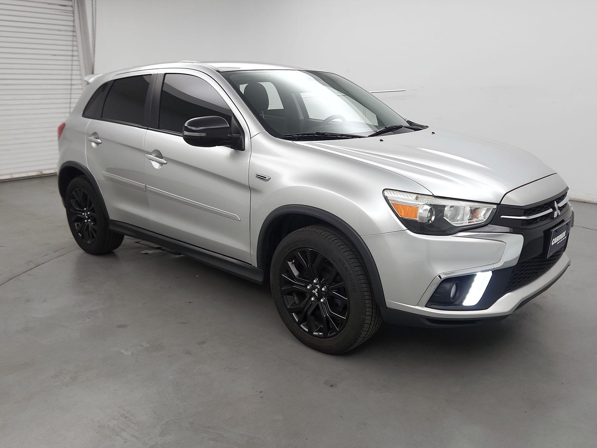 Thumbnail: 2019 Mitsubishi Outlander Sport - 1