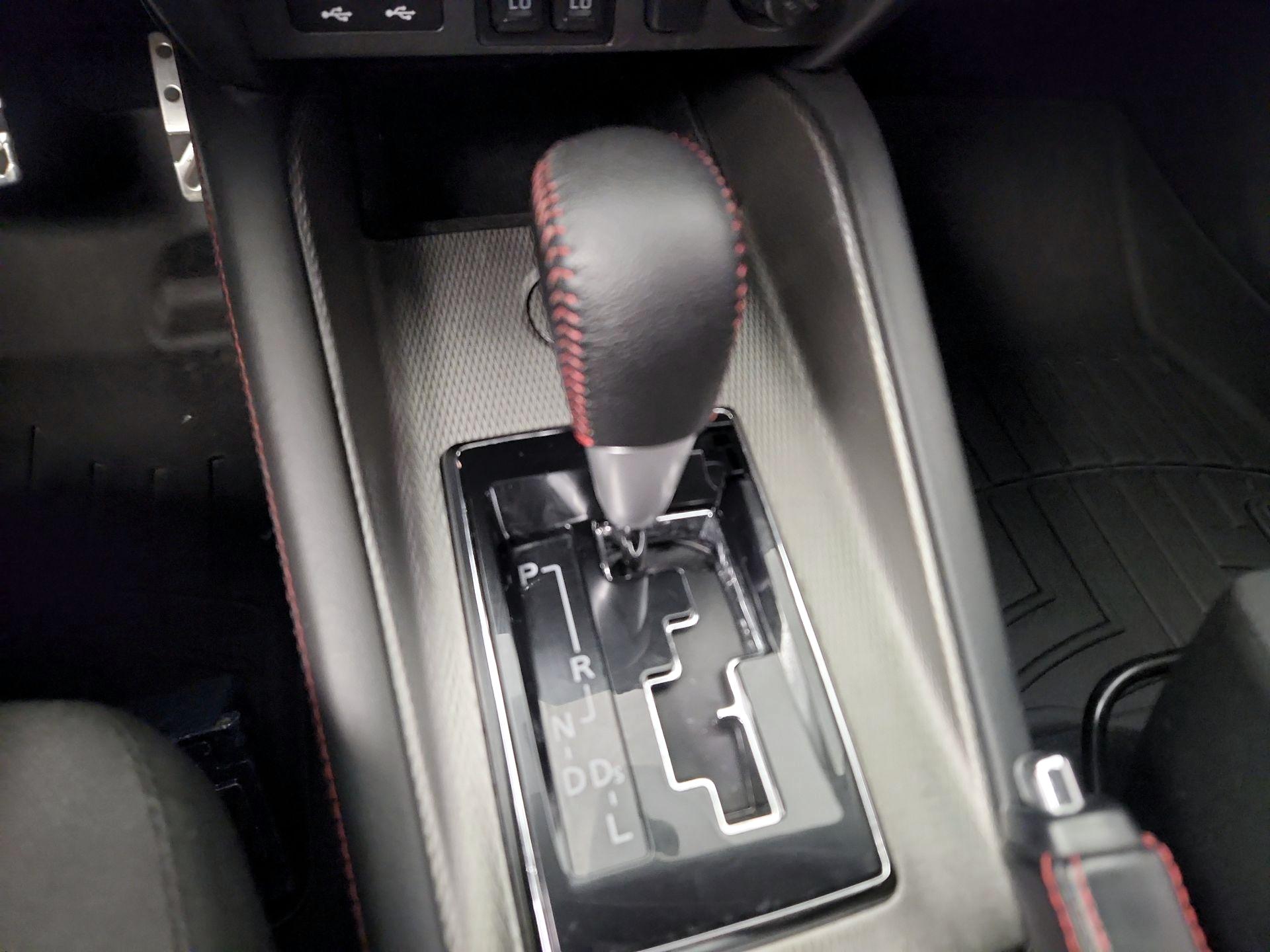 Thumbnail: 2019 Mitsubishi Outlander Sport - 14