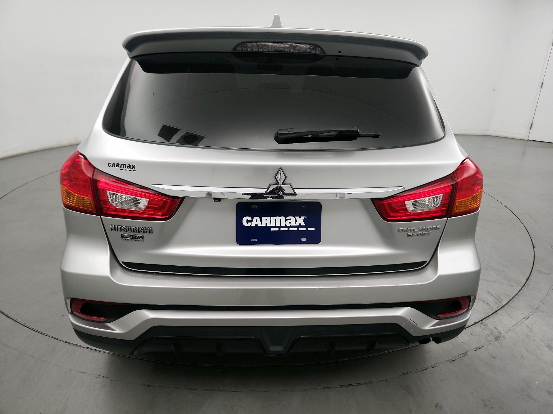 Thumbnail: 2019 Mitsubishi Outlander Sport - 17