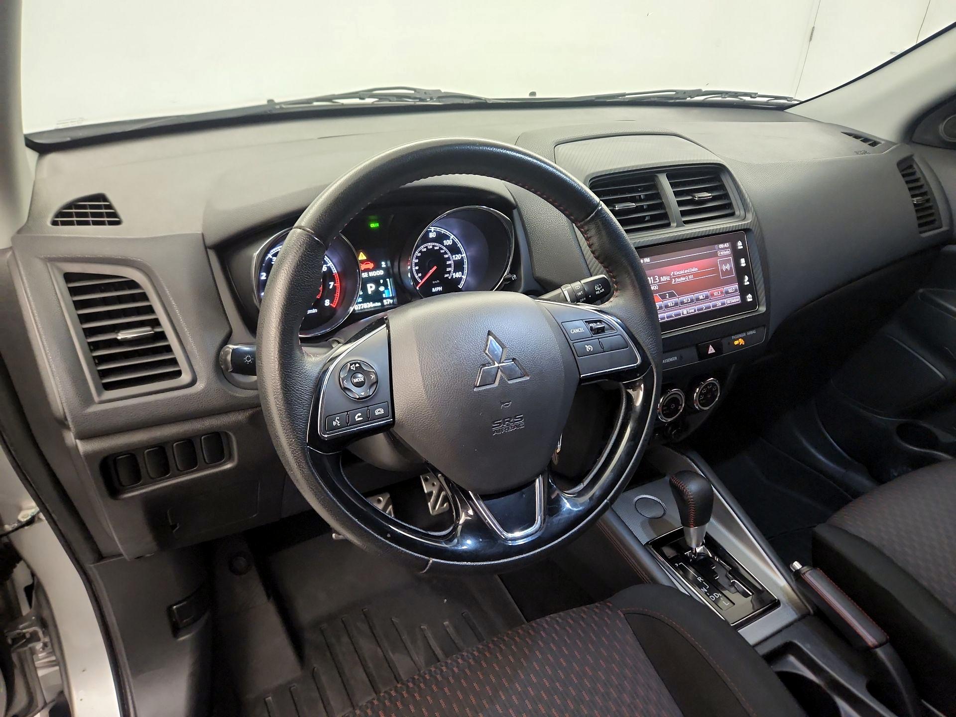 Thumbnail: 2019 Mitsubishi Outlander Sport - 8