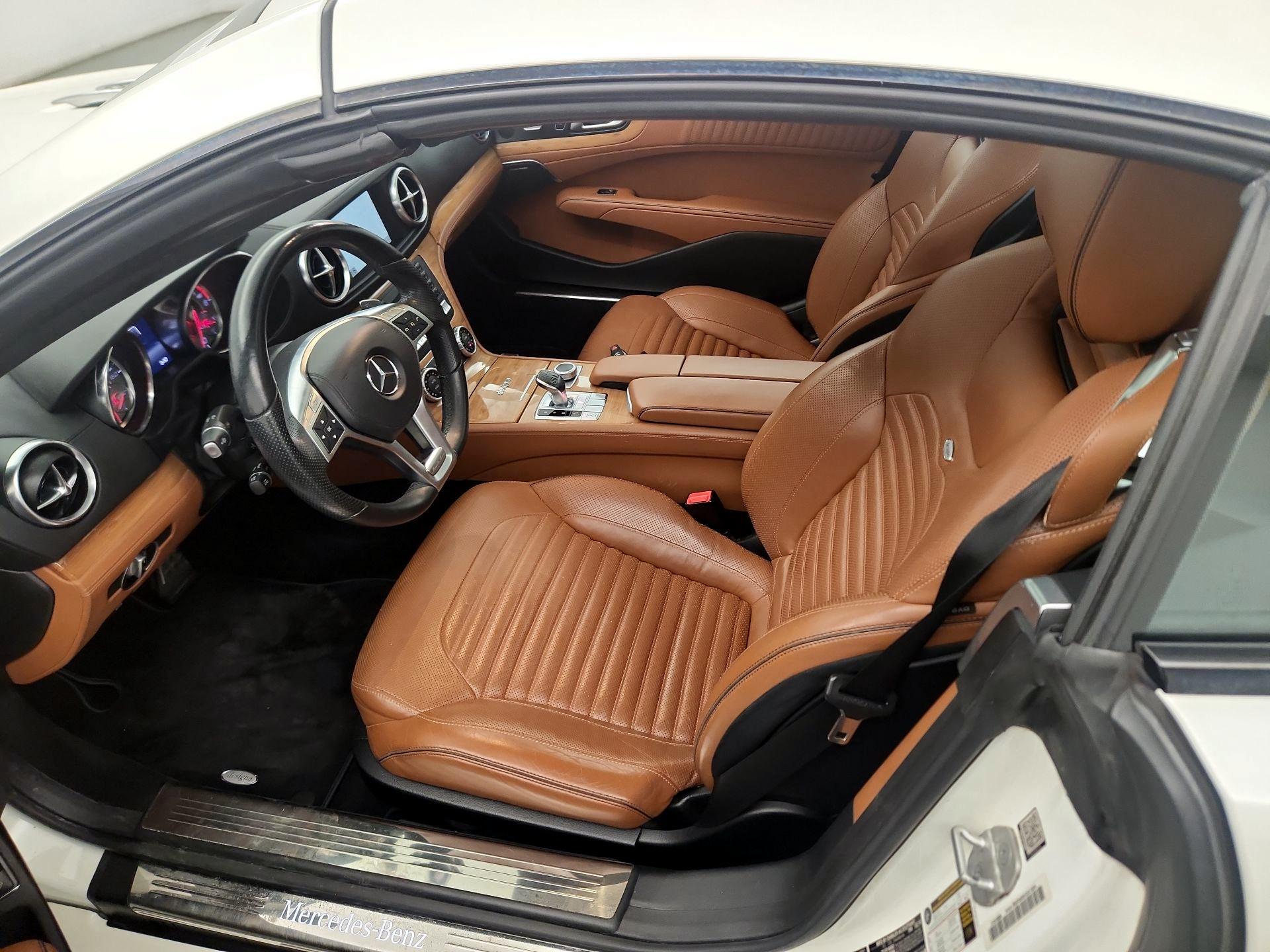 Thumbnail: 2015 Mercedes-Benz SL-Class - 9