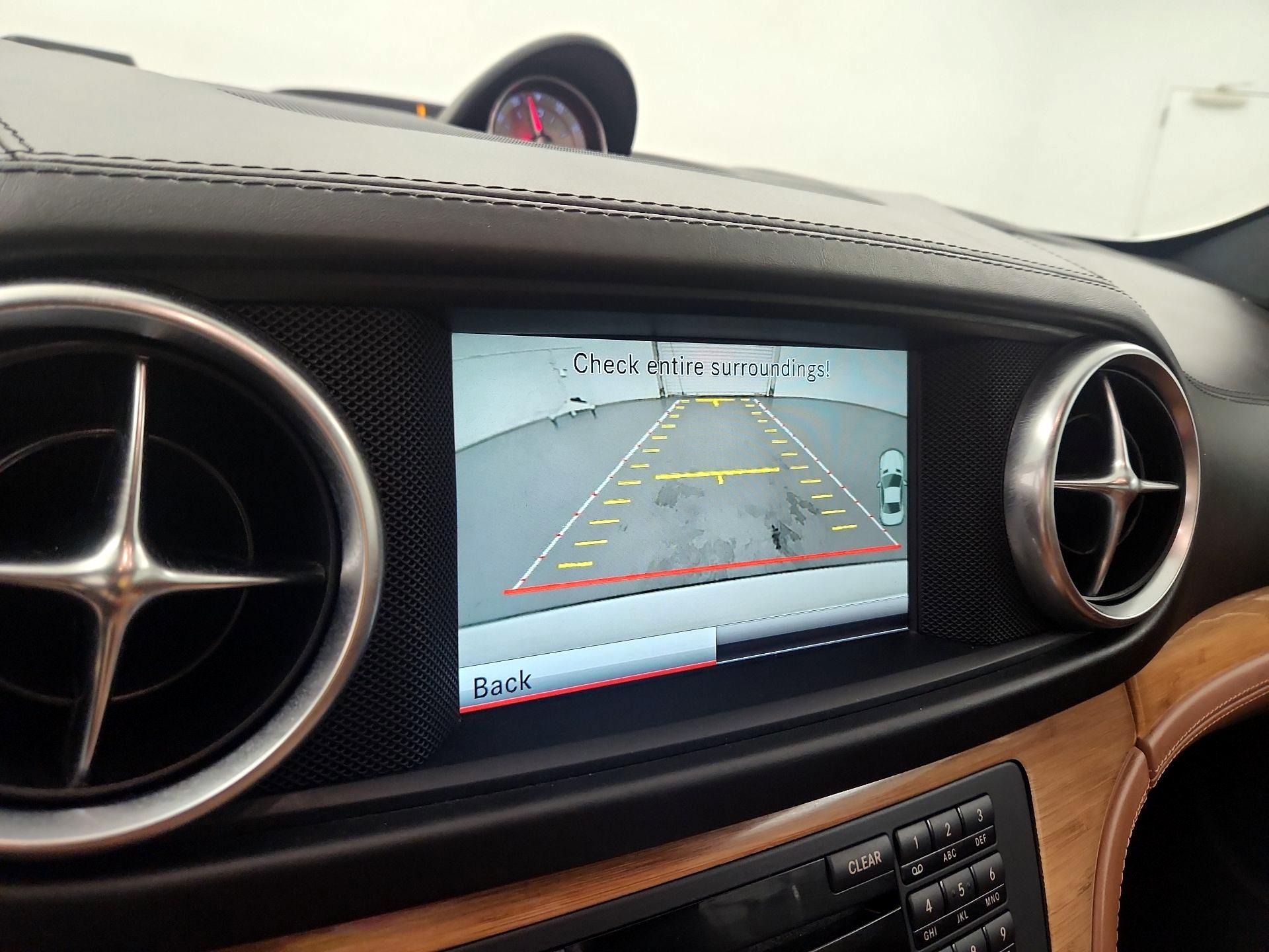 Thumbnail: 2015 Mercedes-Benz SL-Class - 13