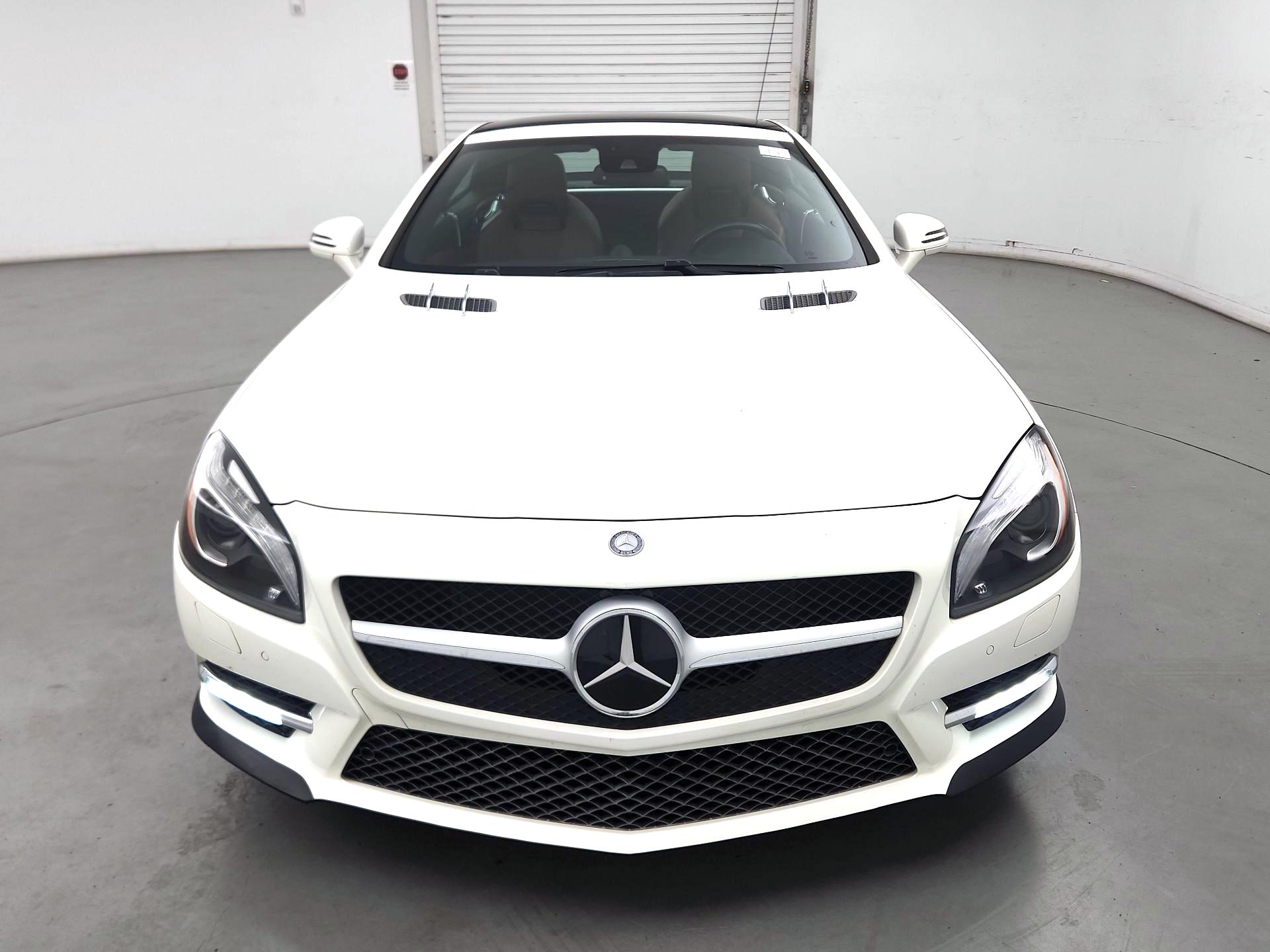 Thumbnail: 2015 Mercedes-Benz SL-Class - 2