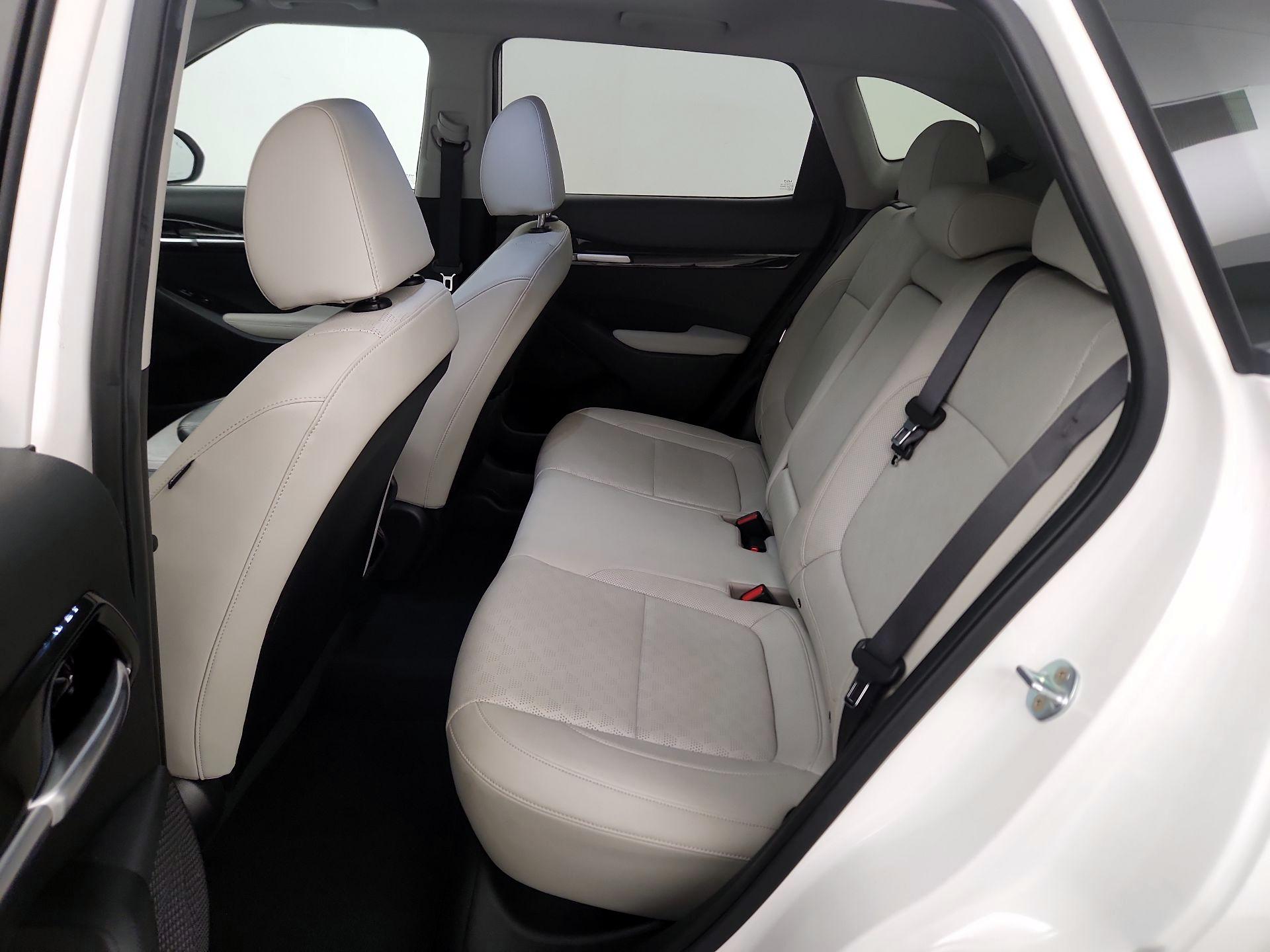 Thumbnail: 2023 Kia Seltos - 19