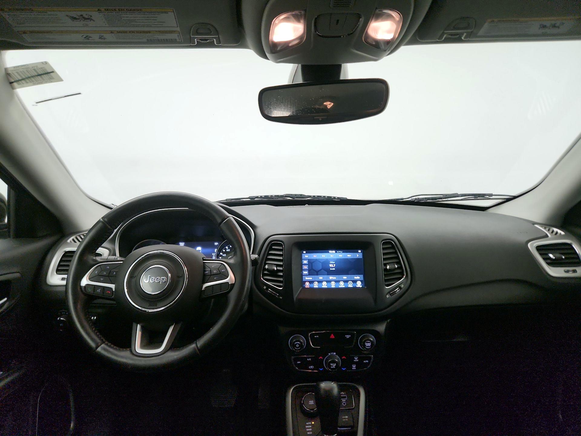 Thumbnail: 2021 Jeep Compass - 9