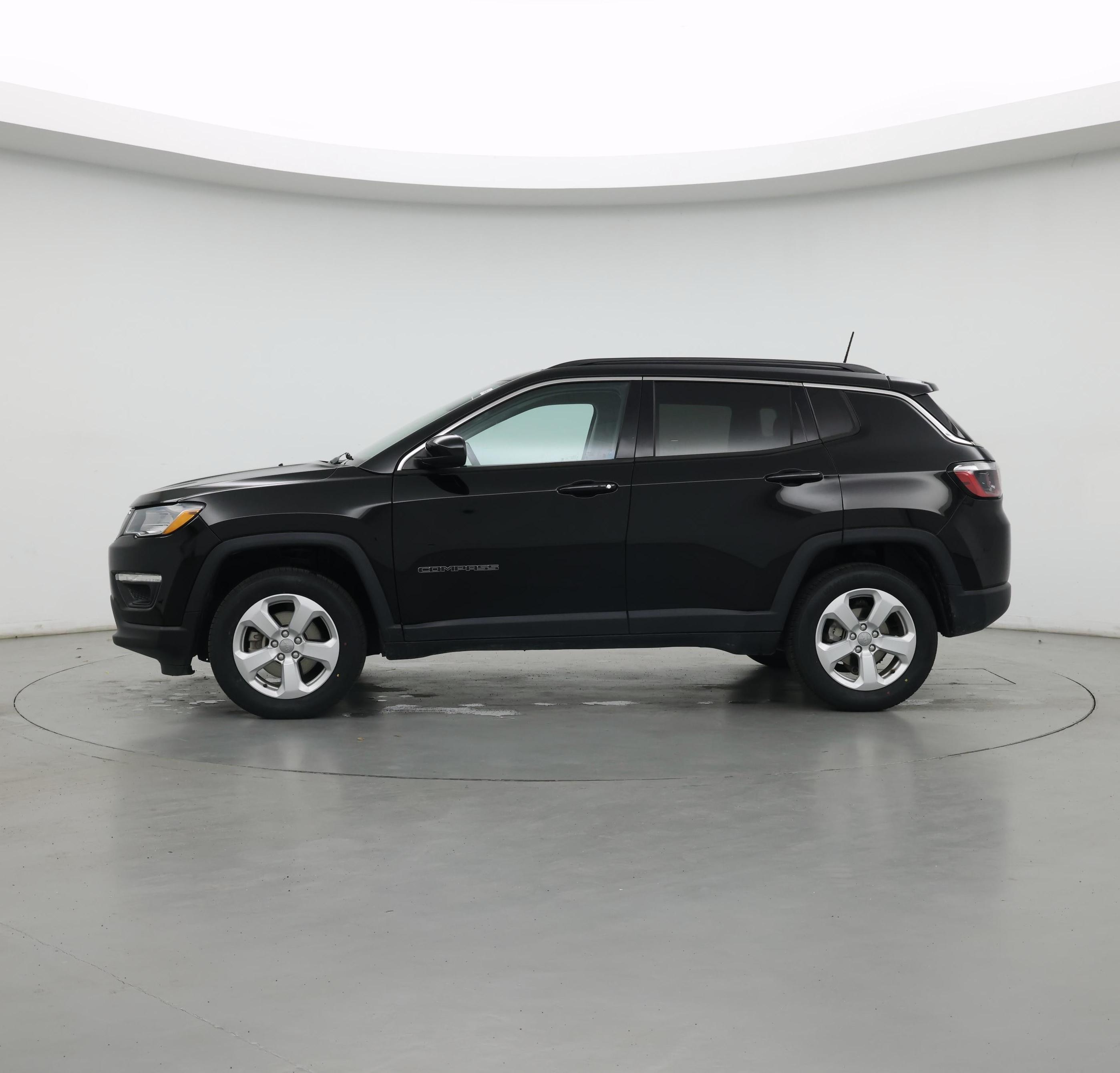 Thumbnail: 2021 Jeep Compass - 3