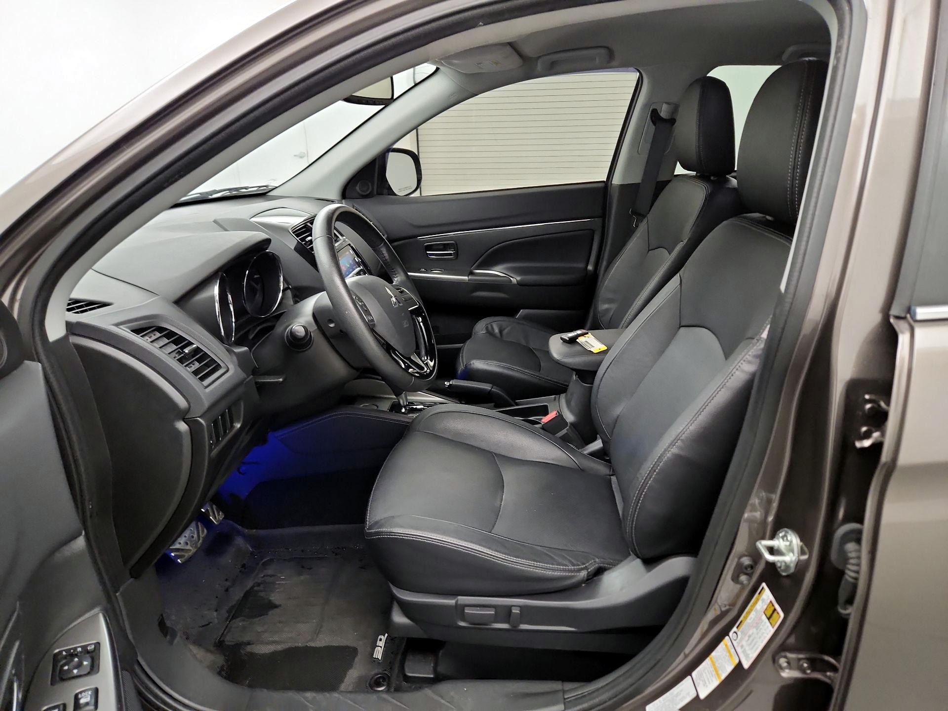 Thumbnail: 2018 Mitsubishi Outlander Sport - 9