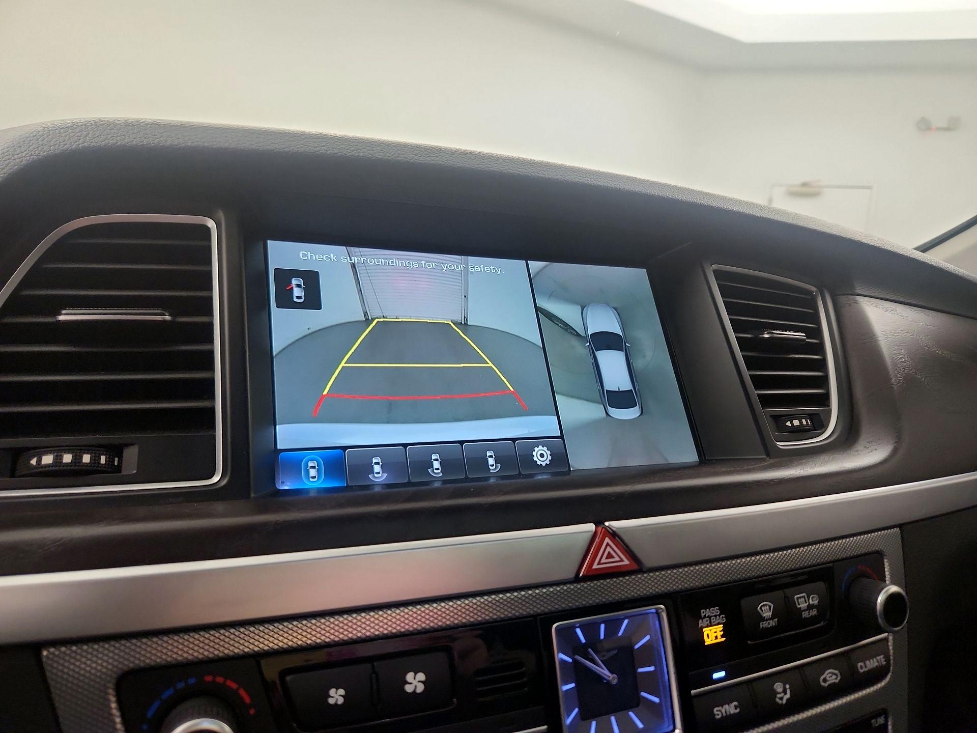 Thumbnail: 2018 Genesis G80 - 13