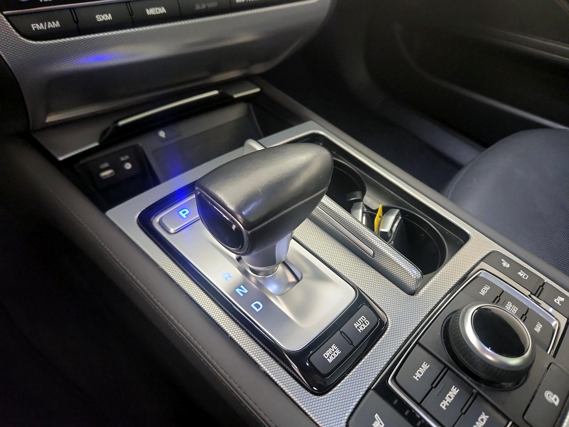 Thumbnail: 2018 Genesis G80 - 16