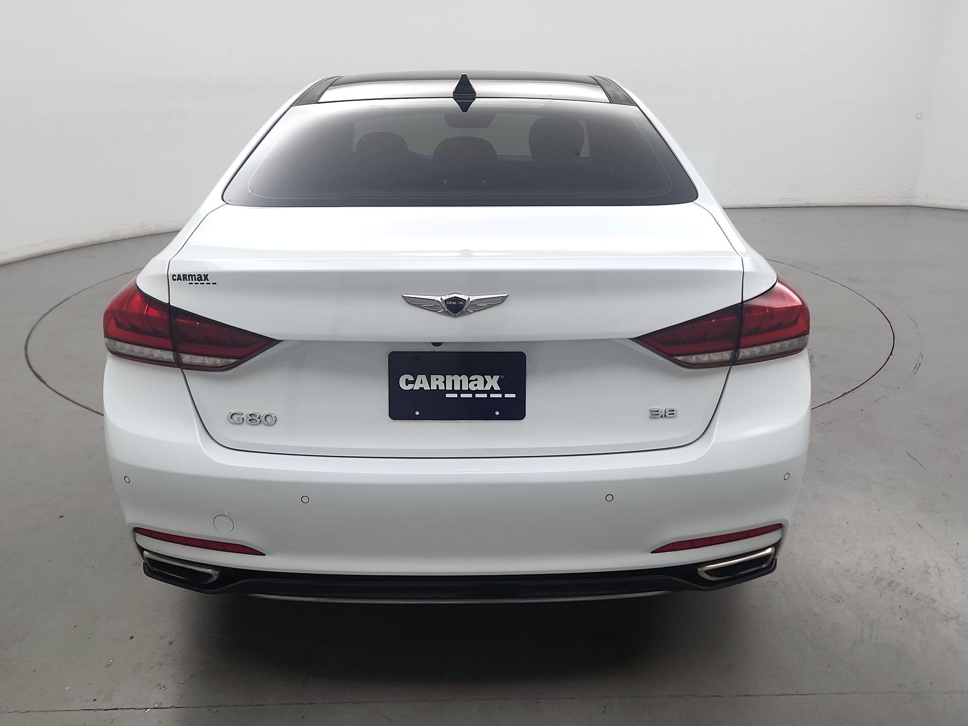 Thumbnail: 2018 Genesis G80 - 6