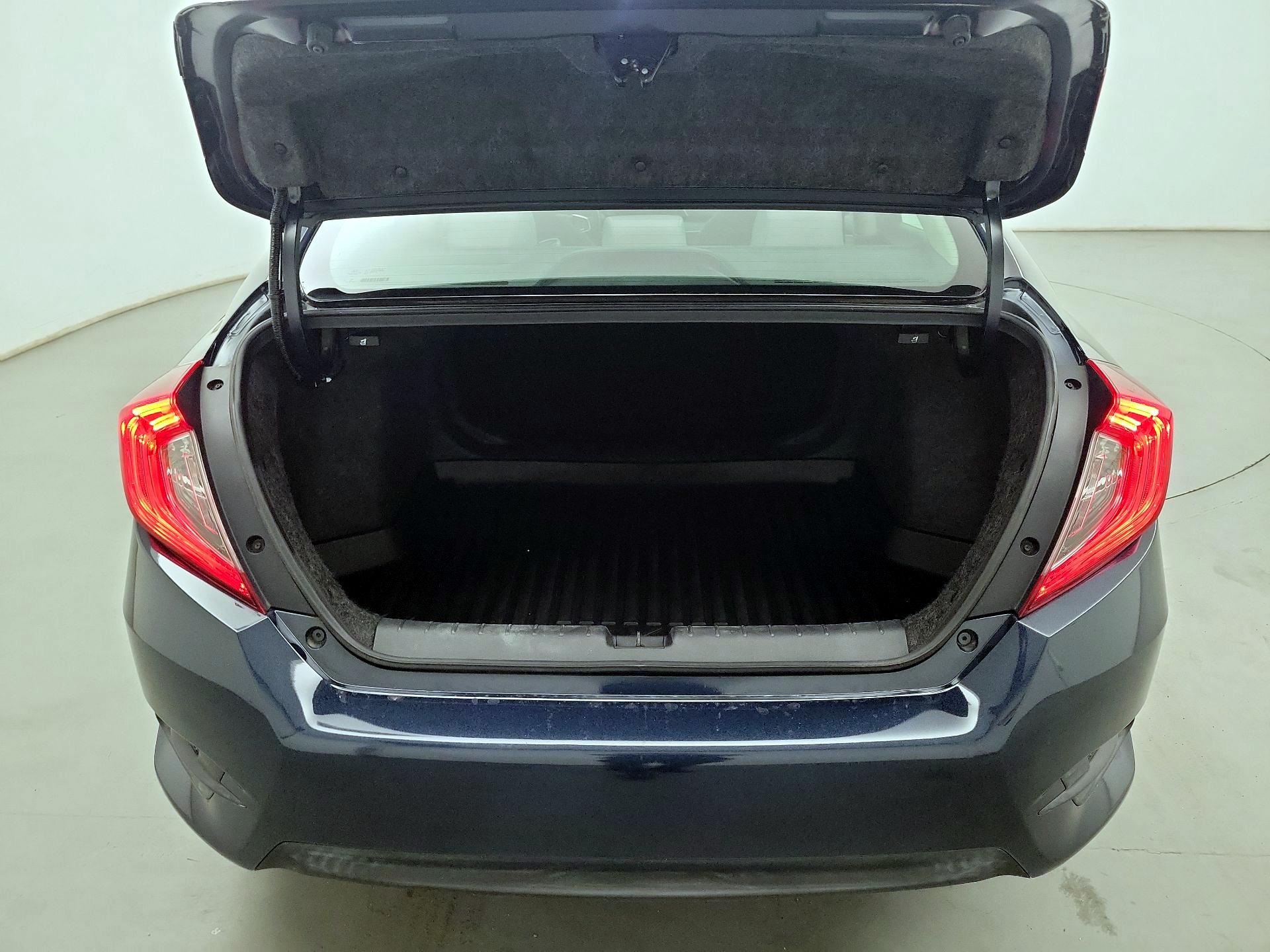 Thumbnail: 2017 Honda Civic - 19