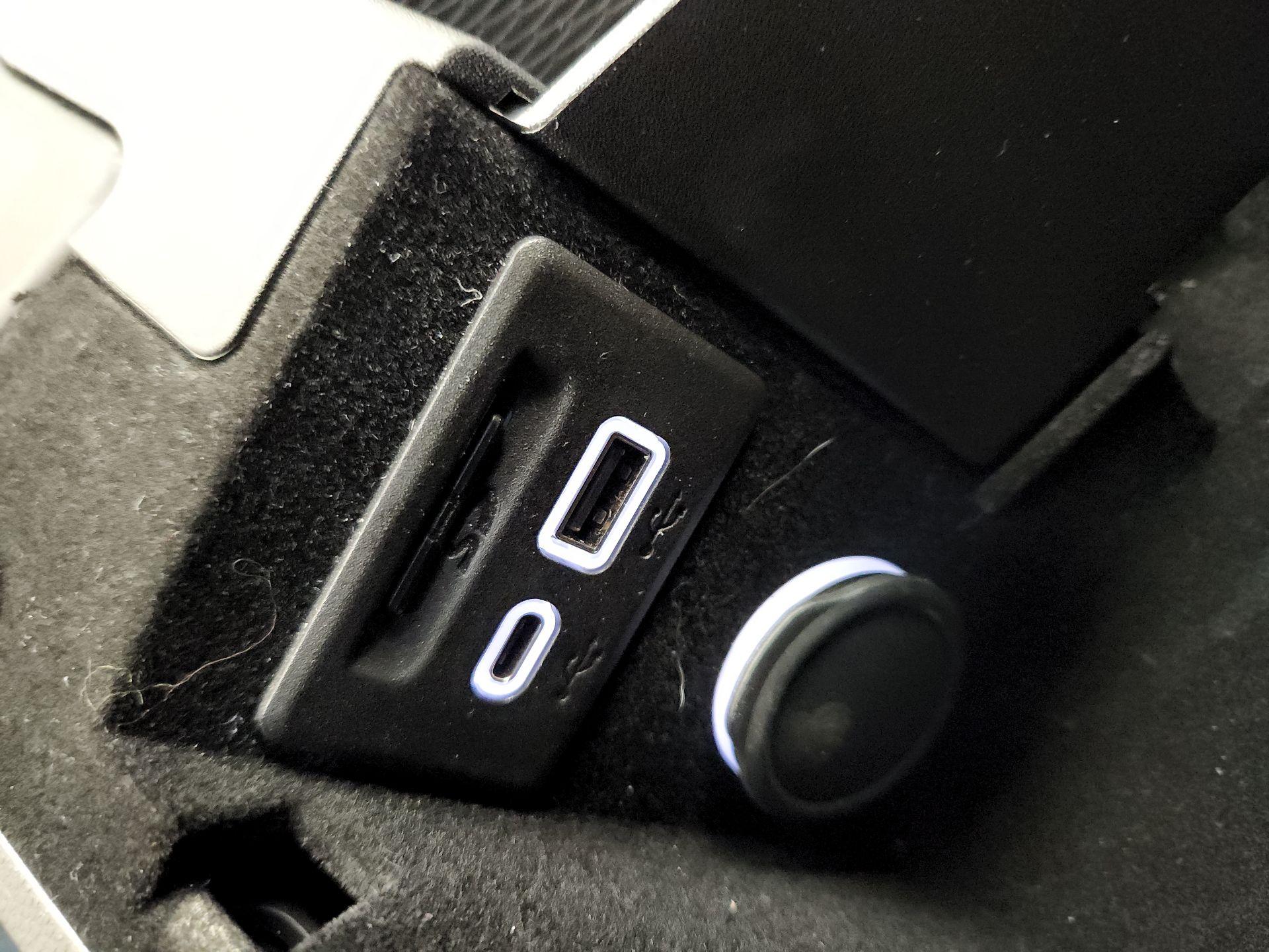 Thumbnail: 2020 Cadillac CT5 - 18