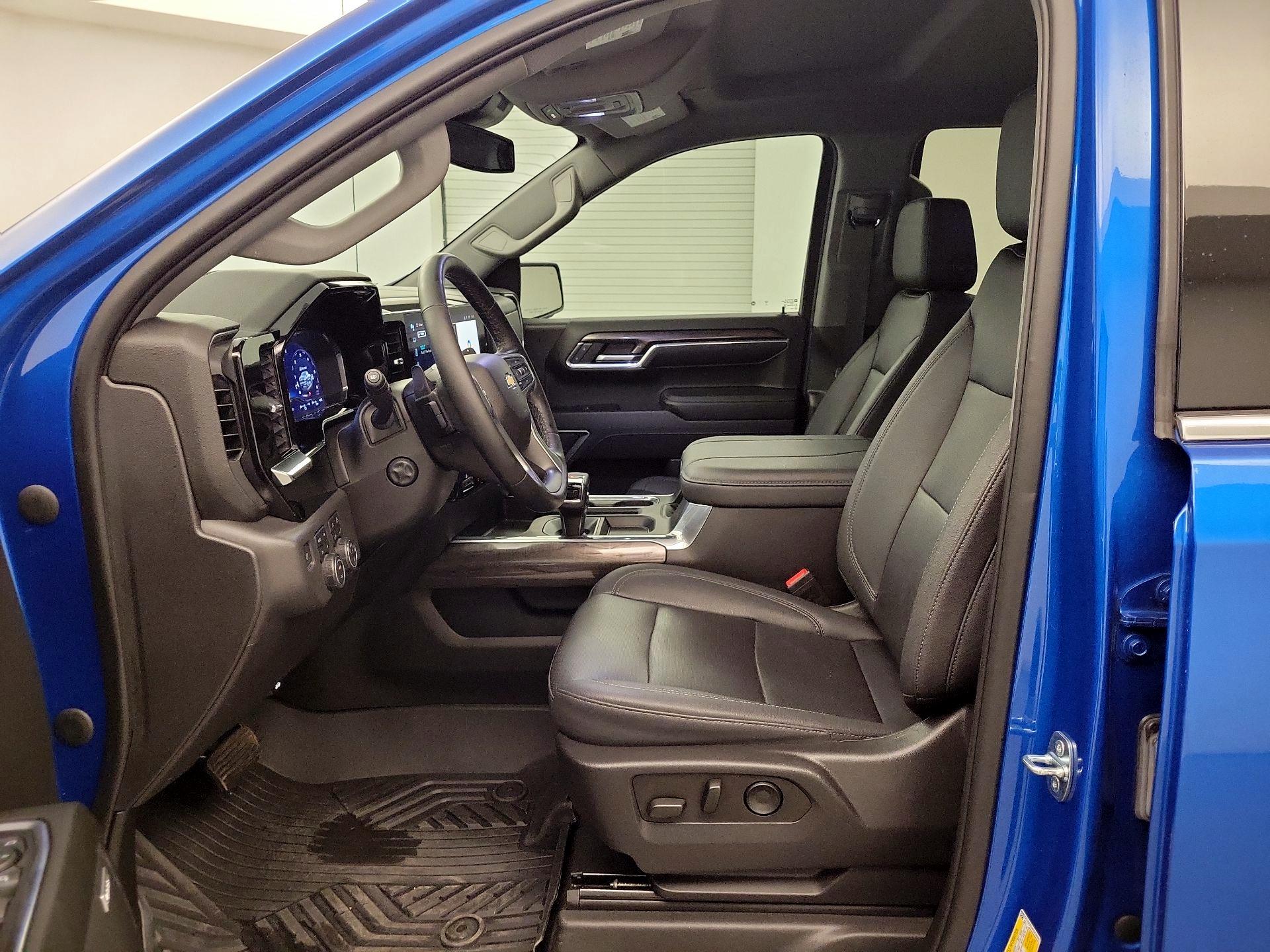 Thumbnail: 2023 Chevrolet Silverado 1500 - 9