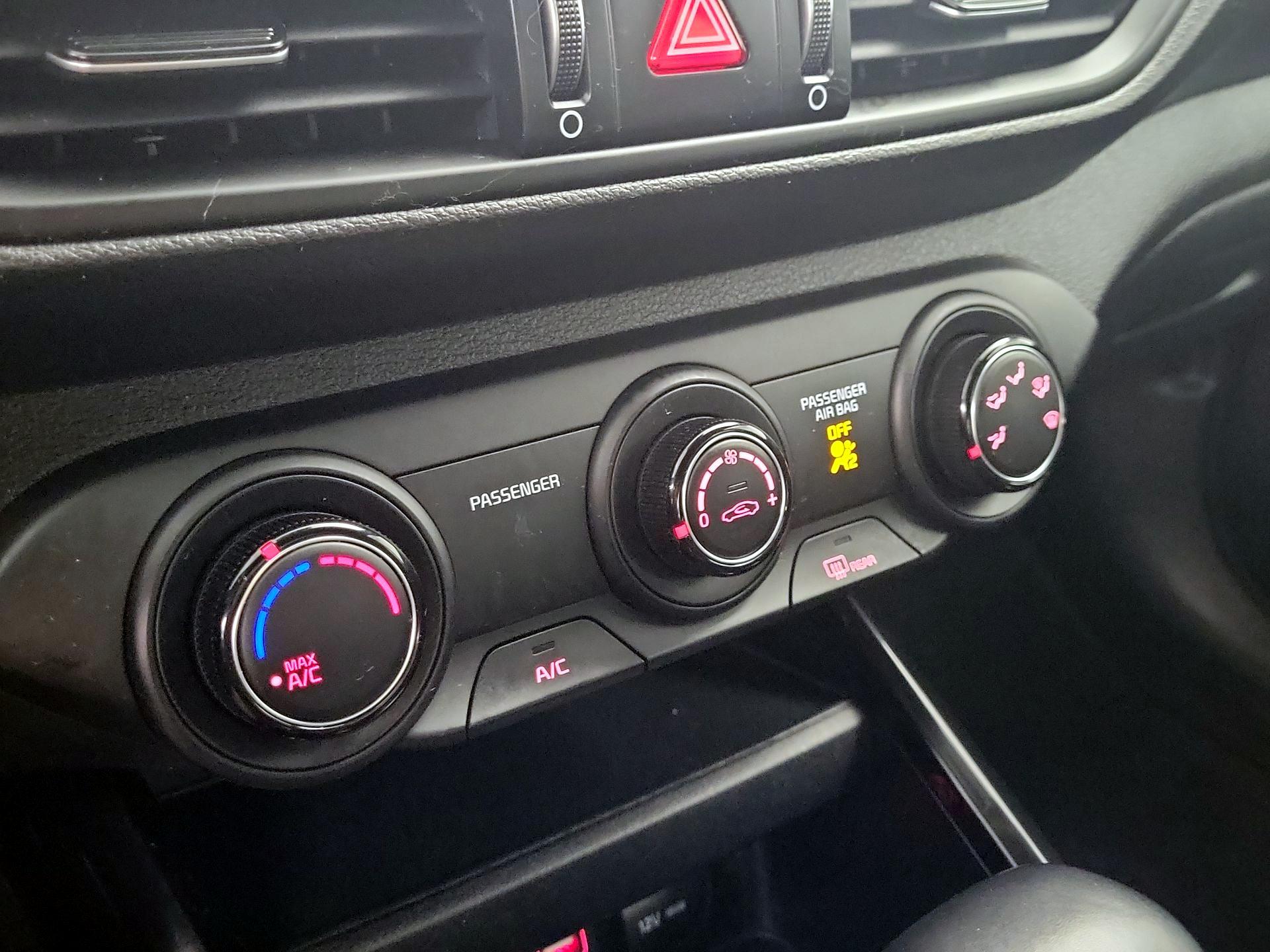 Thumbnail: 2021 Kia Forte - 14