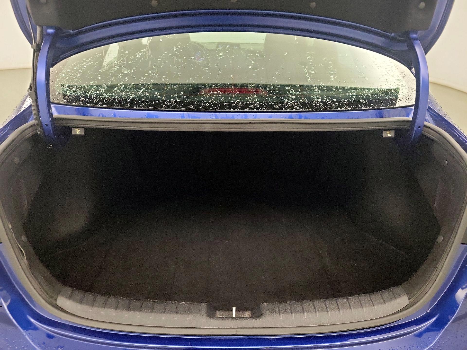 Thumbnail: 2021 Kia Forte - 18