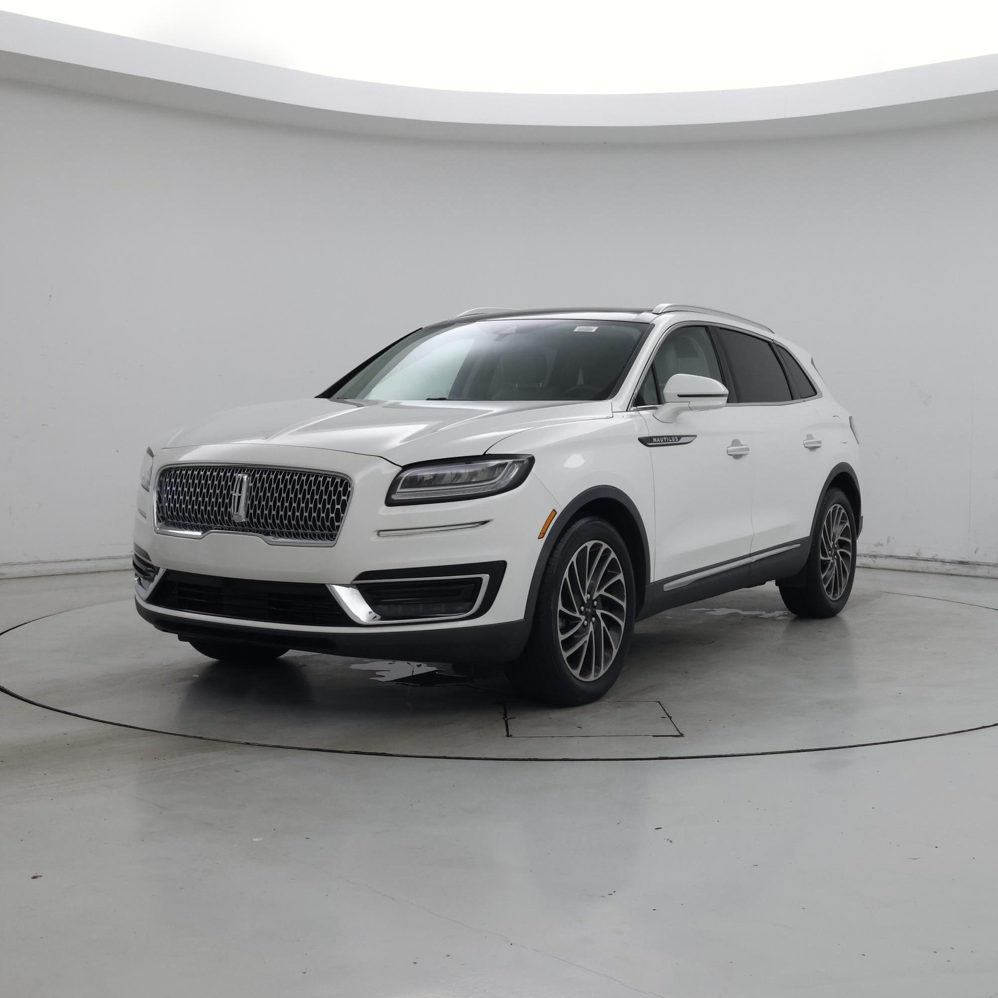 Thumbnail: 2020 Lincoln Nautilus - 4