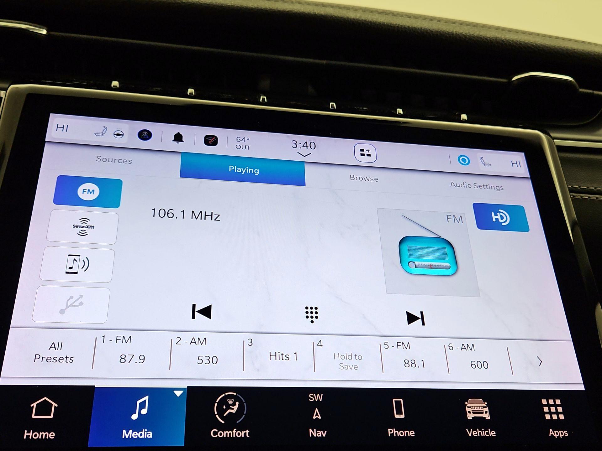 Thumbnail: 2023 Jeep Grand Cherokee - 16